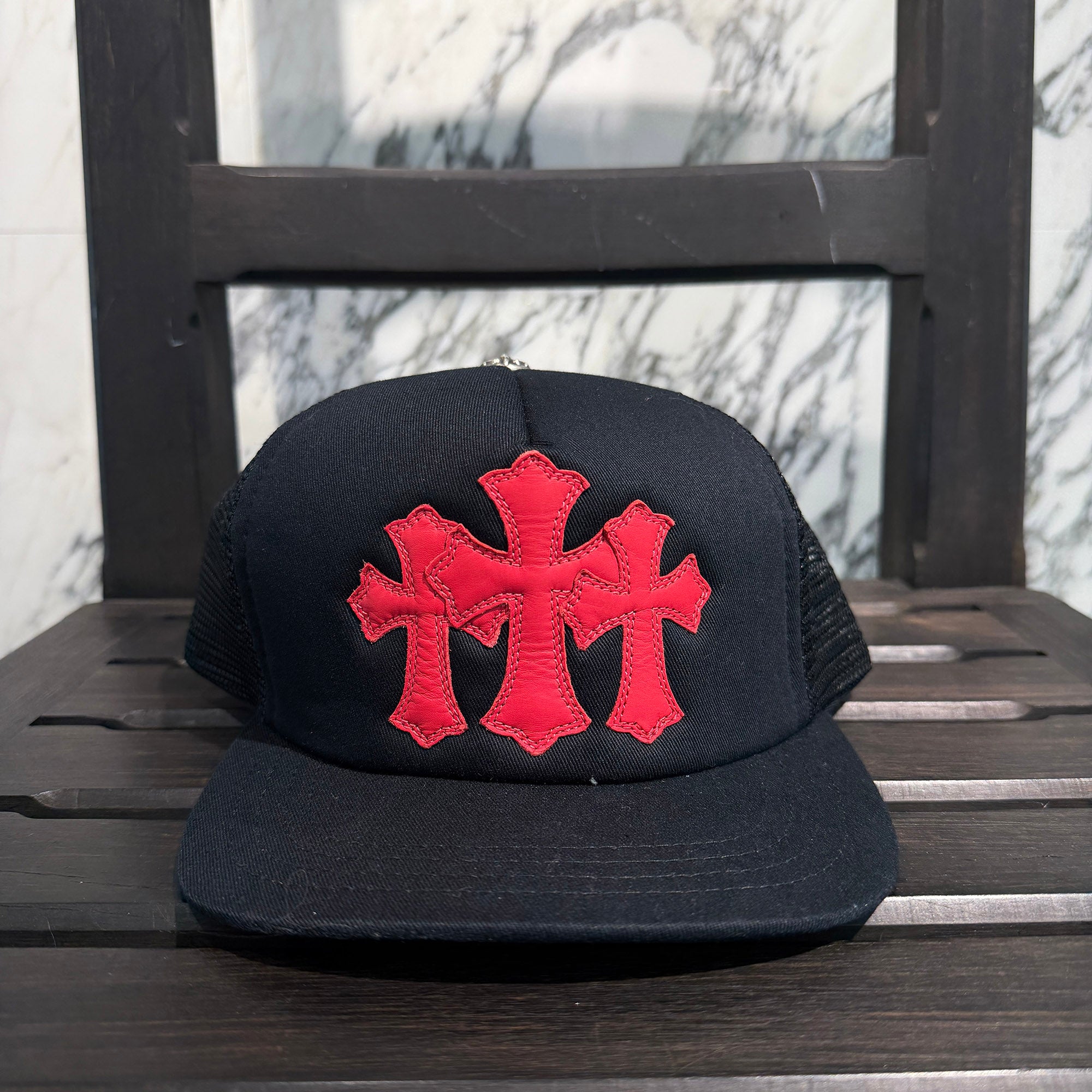 CHROME HEARTS Triple Cross Patch Trucker Cap ONE SIZE (51-61) クロムハーツ トリプルクロスパッチ トラッカーキャップ ONE SIZE (51-61)