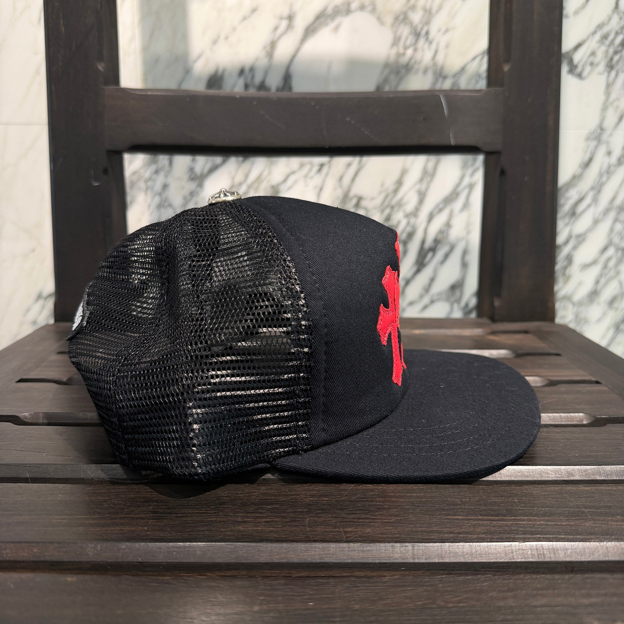 CHROME HEARTS Triple Cross Patch Trucker Cap ONE SIZE (51-61) クロムハーツ トリプルクロスパッチ トラッカーキャップ ONE SIZE (51-61)
