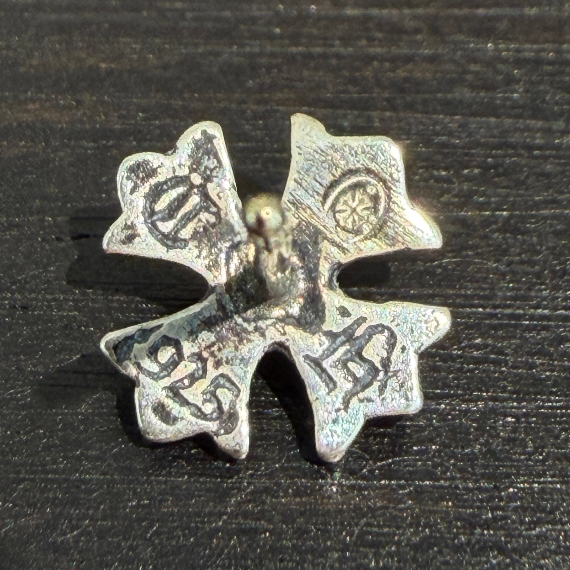 CHROME HEARTS CH Plus Cross Stud Earring クロムハーツ CHプラス クロス スタッズ イヤリング ピアス
