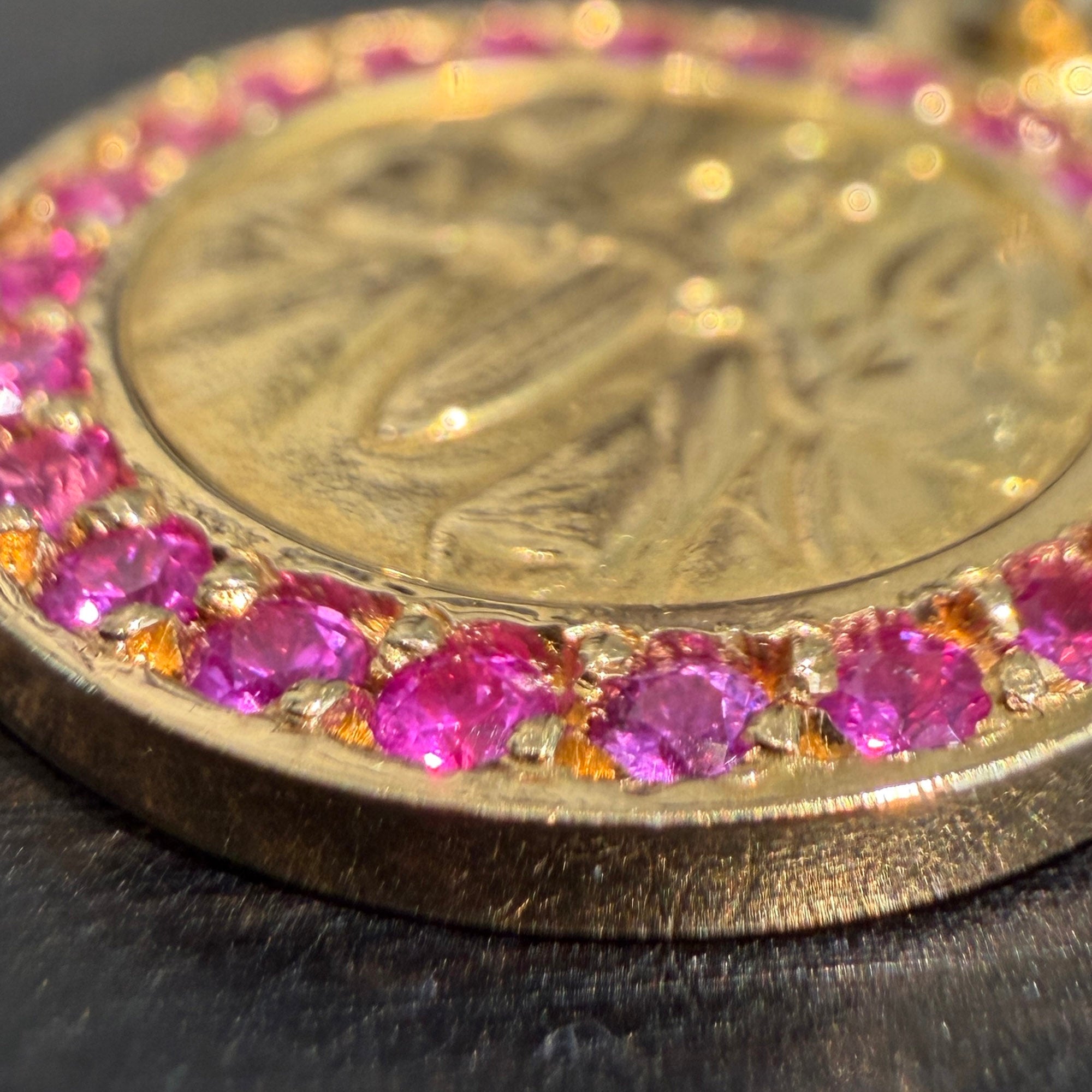 CHROME HEARTS 22K ANGEL MEDAL Pave Pink Sapphire Pendant Top クロムハーツ 22K エンジェル メダル パヴェ ピンクサファイア ペンダントトップ
