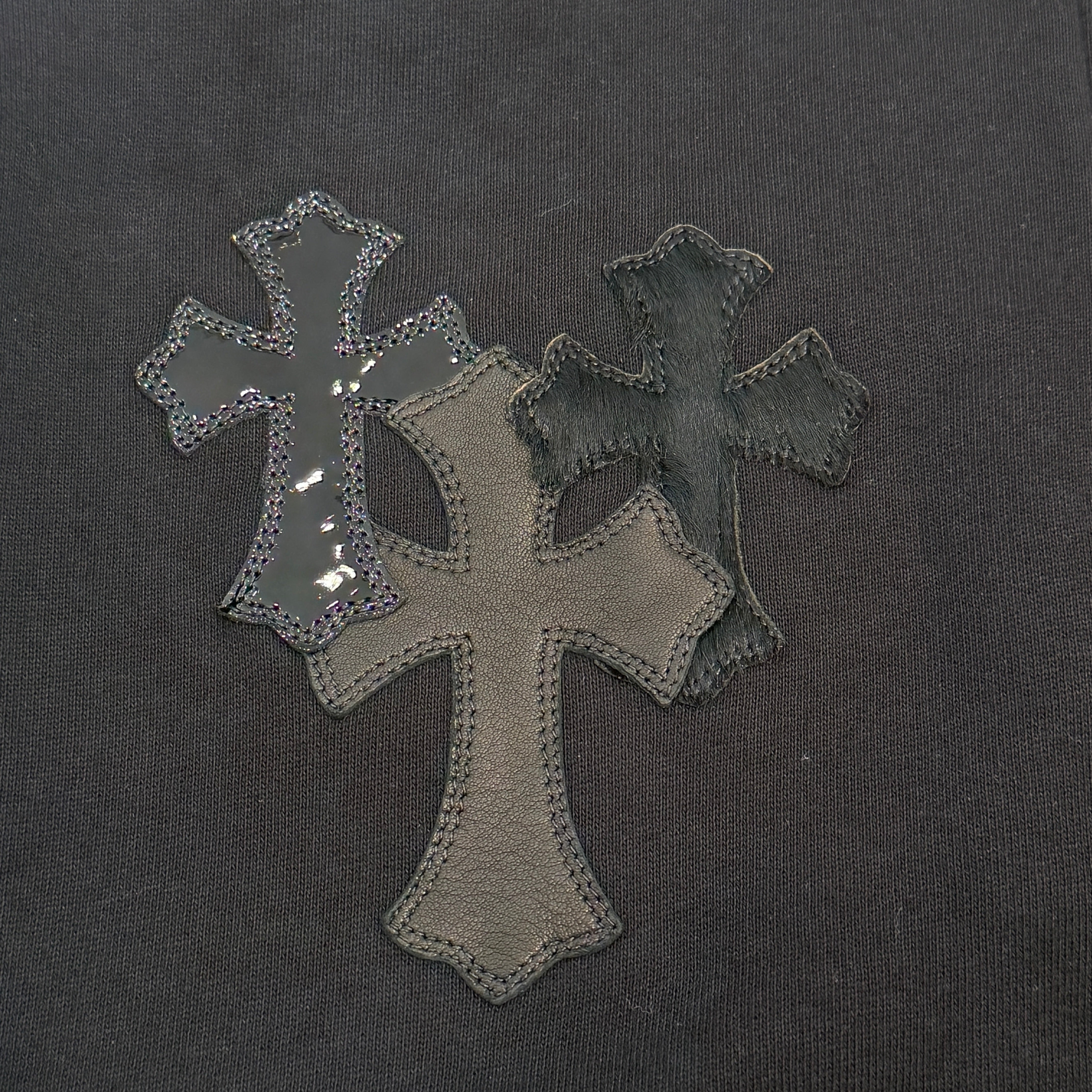 CHROME HEARTS Y NOT Multi Leather Cross Patch Half Zip Sweatshirt Size XS クロムハーツ ワイノット マルチレザークロスパッチ ハーフジップ スウェットシャツ サイズXS