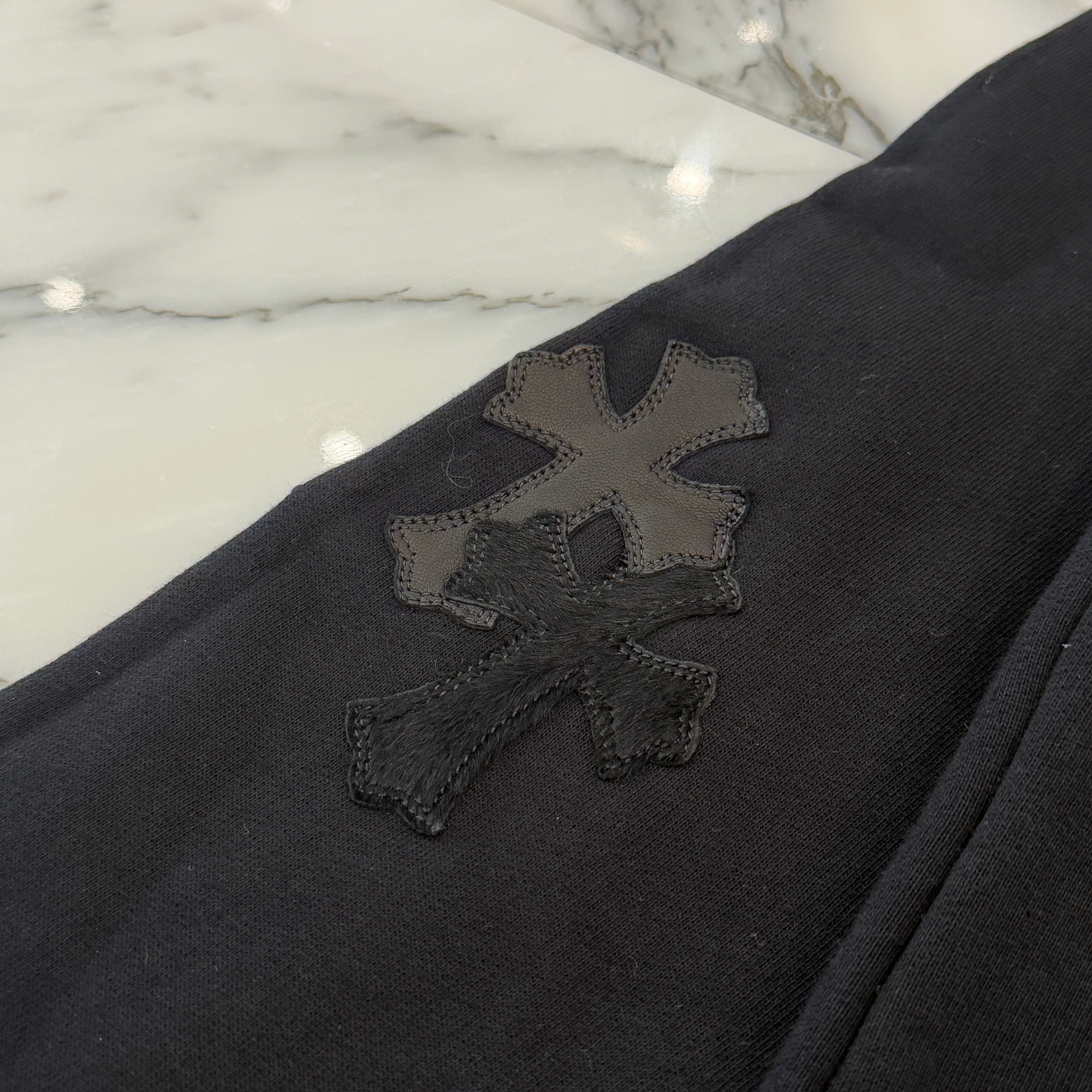CHROME HEARTS Y NOT Multi Leather Cross Patch Half Zip Sweatshirt Size XS クロムハーツ ワイノット マルチレザークロスパッチ ハーフジップ スウェットシャツ サイズXS