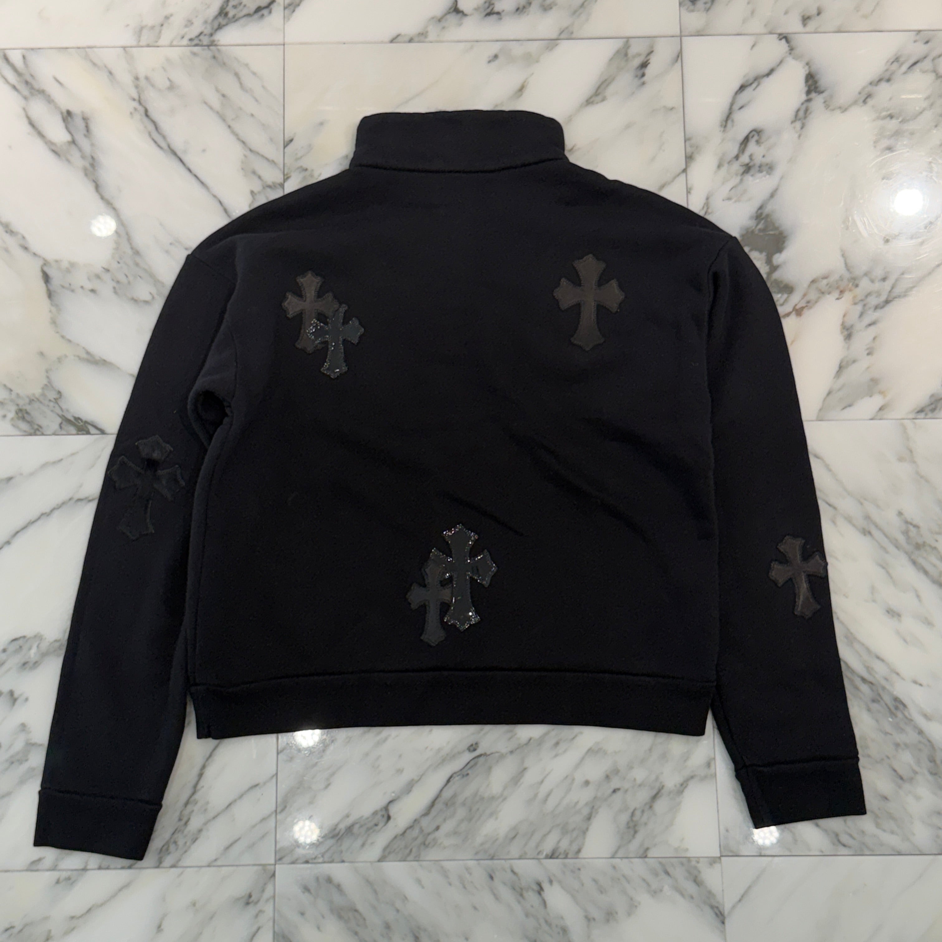 CHROME HEARTS Y NOT Multi Leather Cross Patch Half Zip Sweatshirt Size XS クロムハーツ ワイノット マルチレザークロスパッチ ハーフジップ スウェットシャツ サイズXS