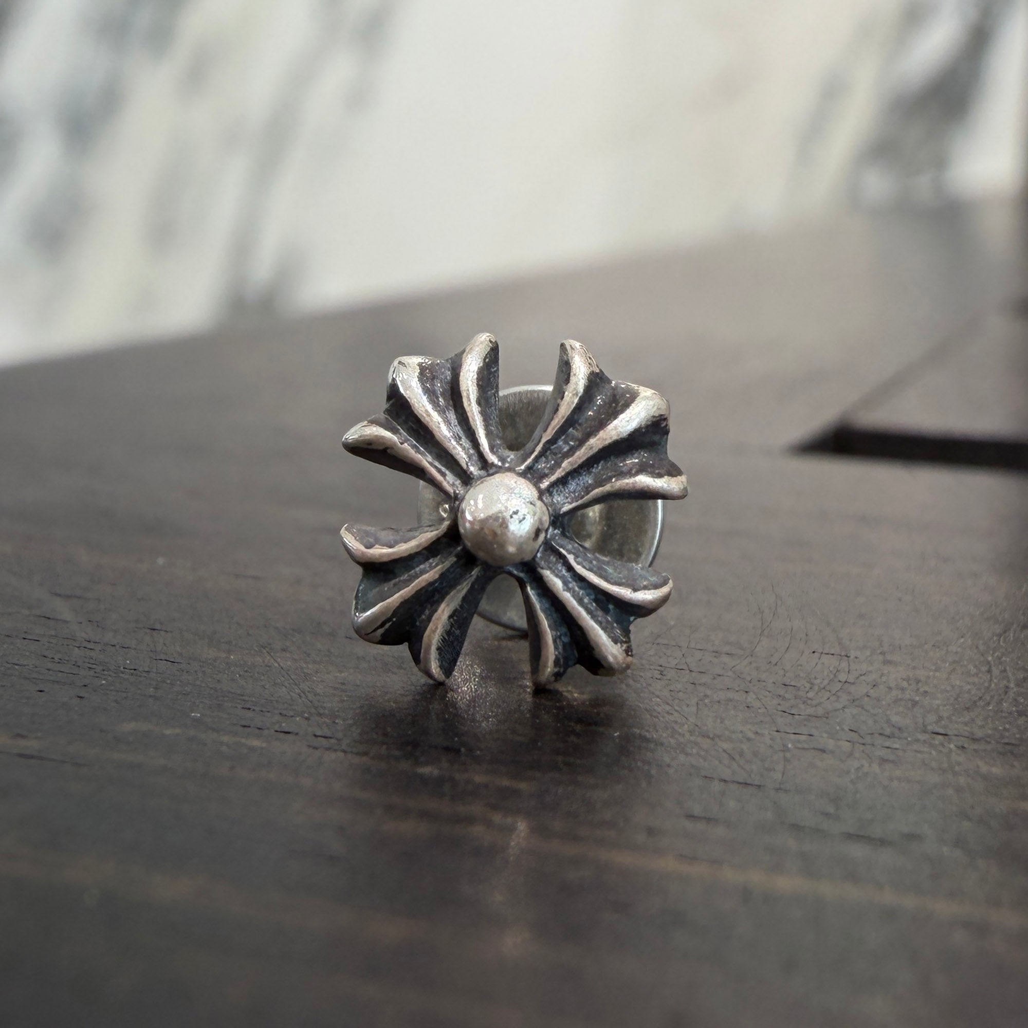 CHROME HEARTS CH Plus Cross Stud Earring クロムハーツ CHプラス