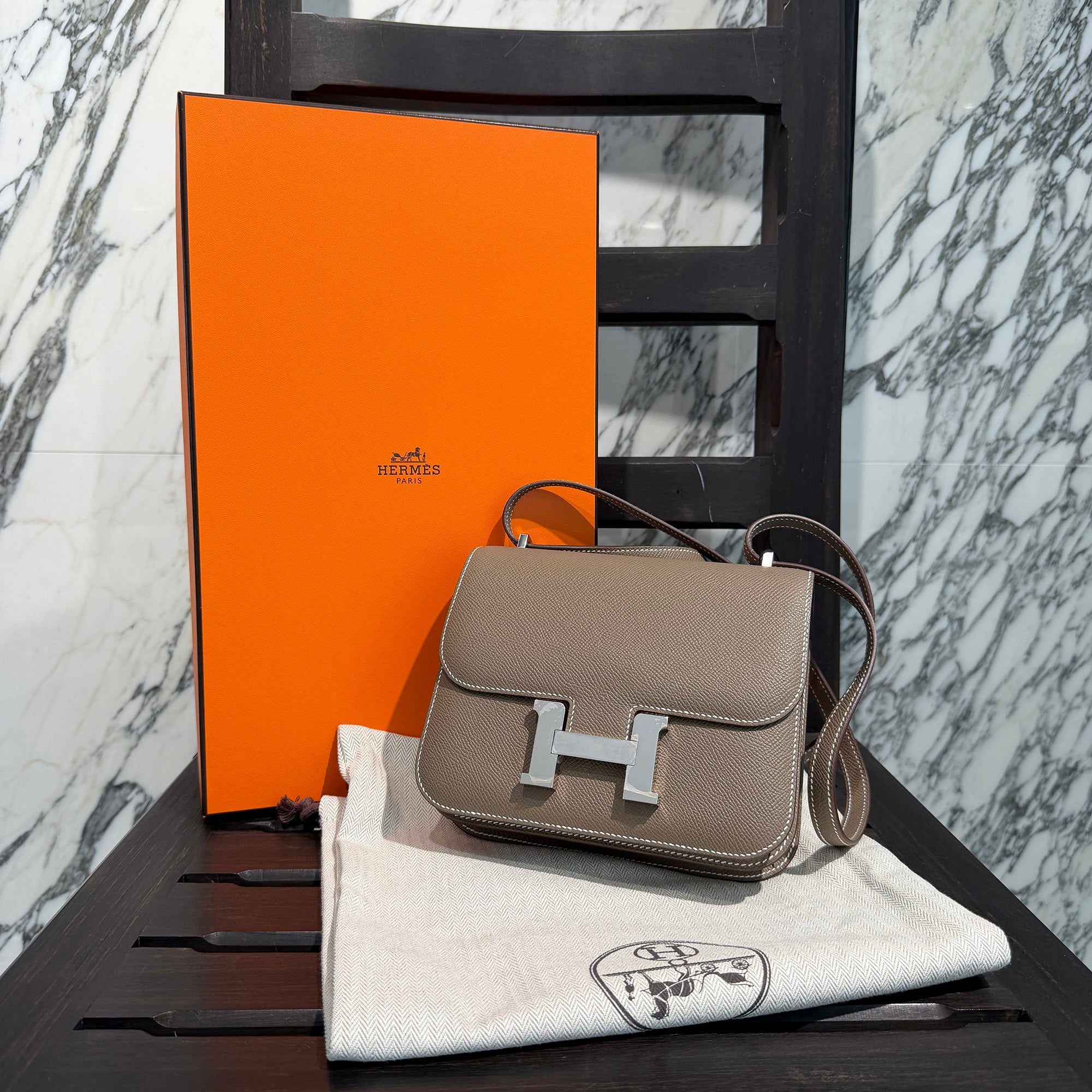 HERMES Constance III Mini 18 Bag "Etoupe" K刻印 エルメス コンスタンス 3 ミニ 18 バッグ "エトゥープ" K刻印