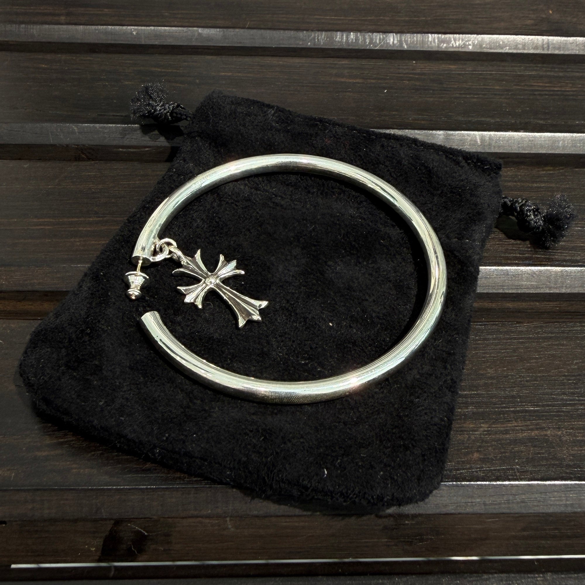 CHROME HEARTS Tiny CH Cross Hoop Earring クロムハーツ タイニーCHクロス フープ ピアス