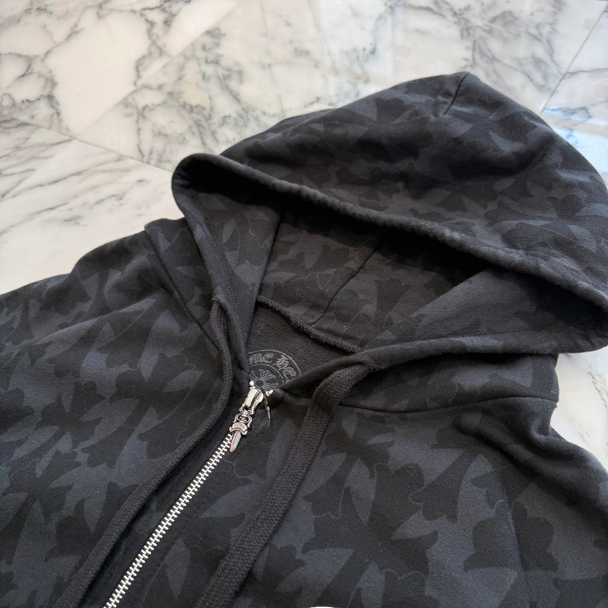 CHROME HEARTS 2024SS Graveyard Cemetery Cross Zip Up Hoodie Size L クロムハーツ グレイブヤード セメタリークロス ジップアップフーディ 総柄 サイズL
