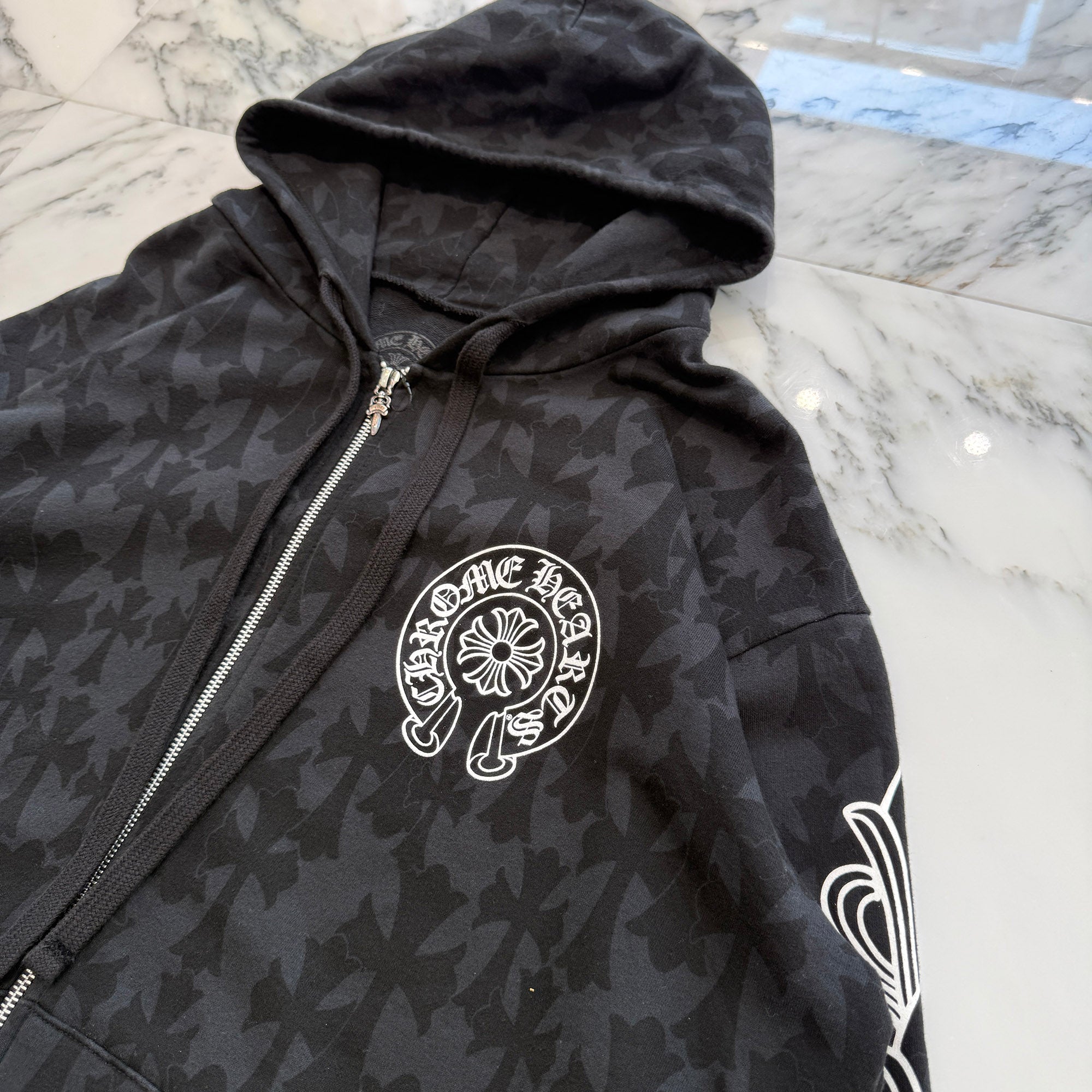 CHROME HEARTS 2024SS Graveyard Cemetery Cross Zip Up Hoodie Size L クロムハーツ グレイブヤード セメタリークロス ジップアップフーディ 総柄 サイズL