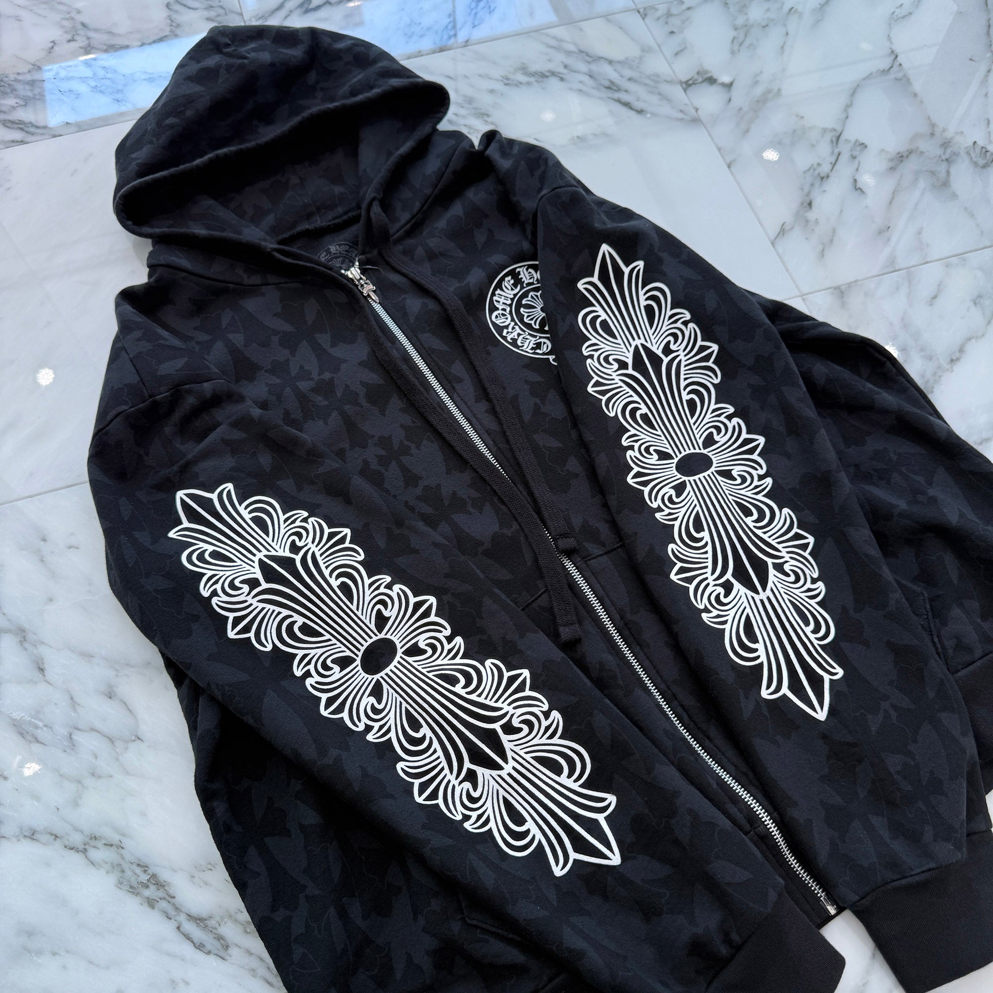 CHROME HEARTS 2024SS Graveyard Cemetery Cross Zip Up Hoodie Size L クロムハーツ グレイブヤード セメタリークロス ジップアップフーディ 総柄 サイズL