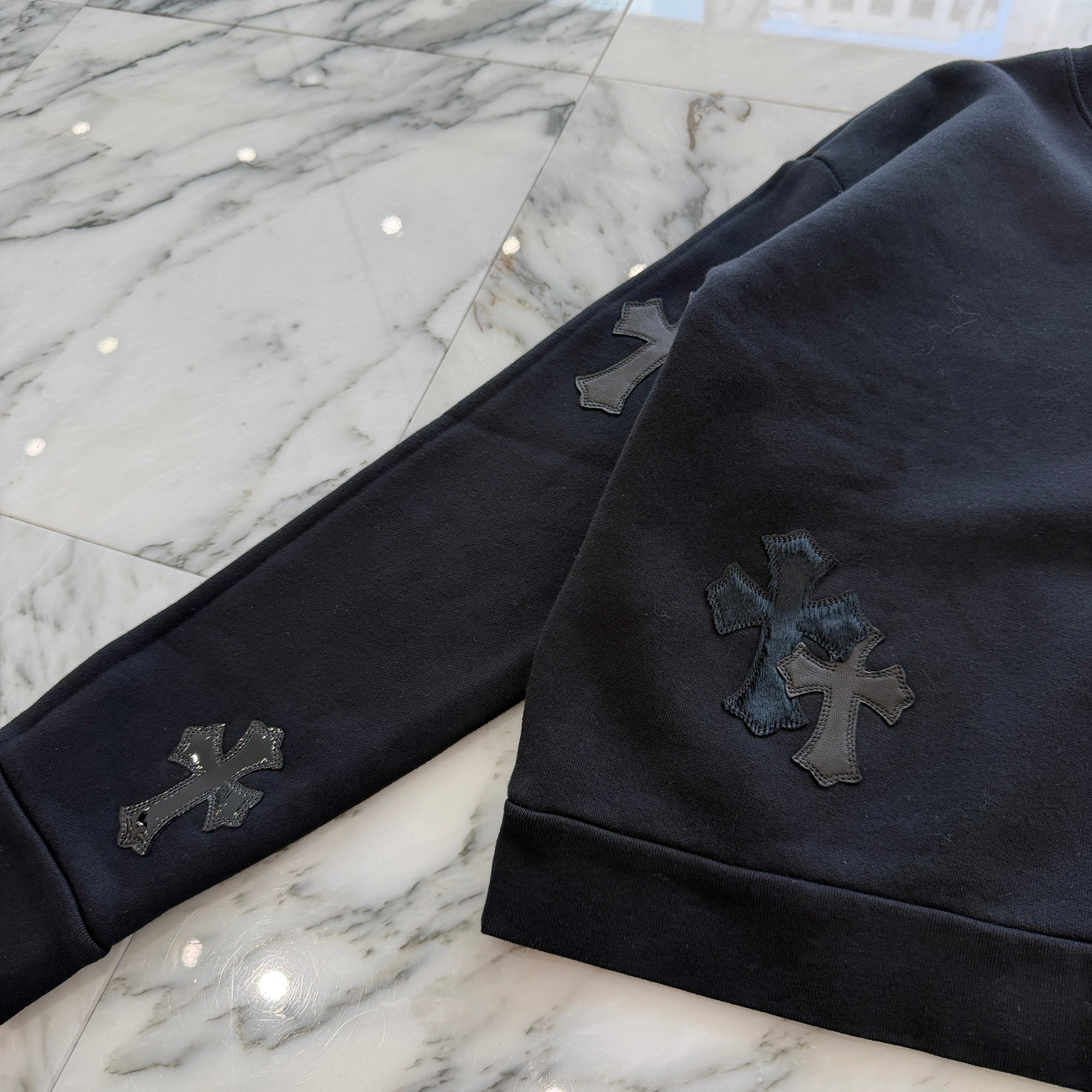 CHROME HEARTS Y NOT Multi Leather Cross Patch Sweatshirt Size S クロムハーツ ワイノット マルチレザークロスパッチ スウェットシャツ サイズS