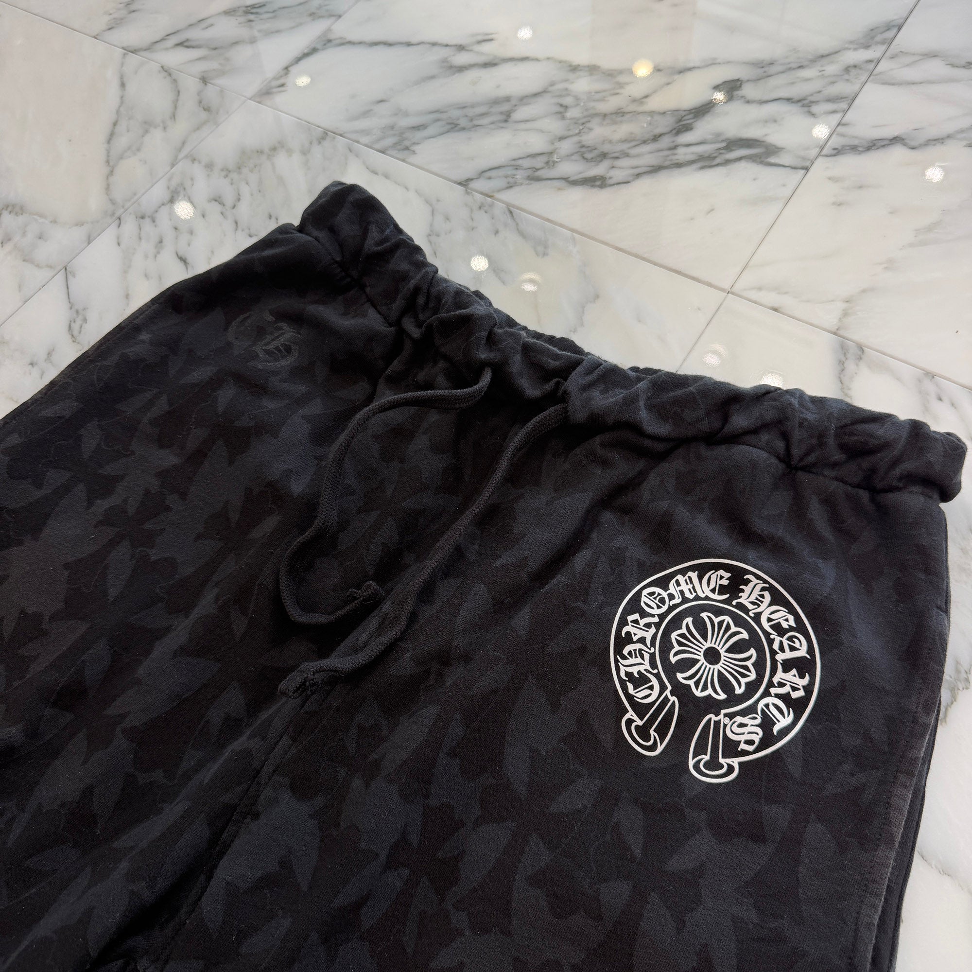 CHROME HEARTS 2024SS Graveyard Cemetery Cross Sweat Pants Size L クロムハーツ グレイブヤード セメタリークロス スウェットショーツ サイズL