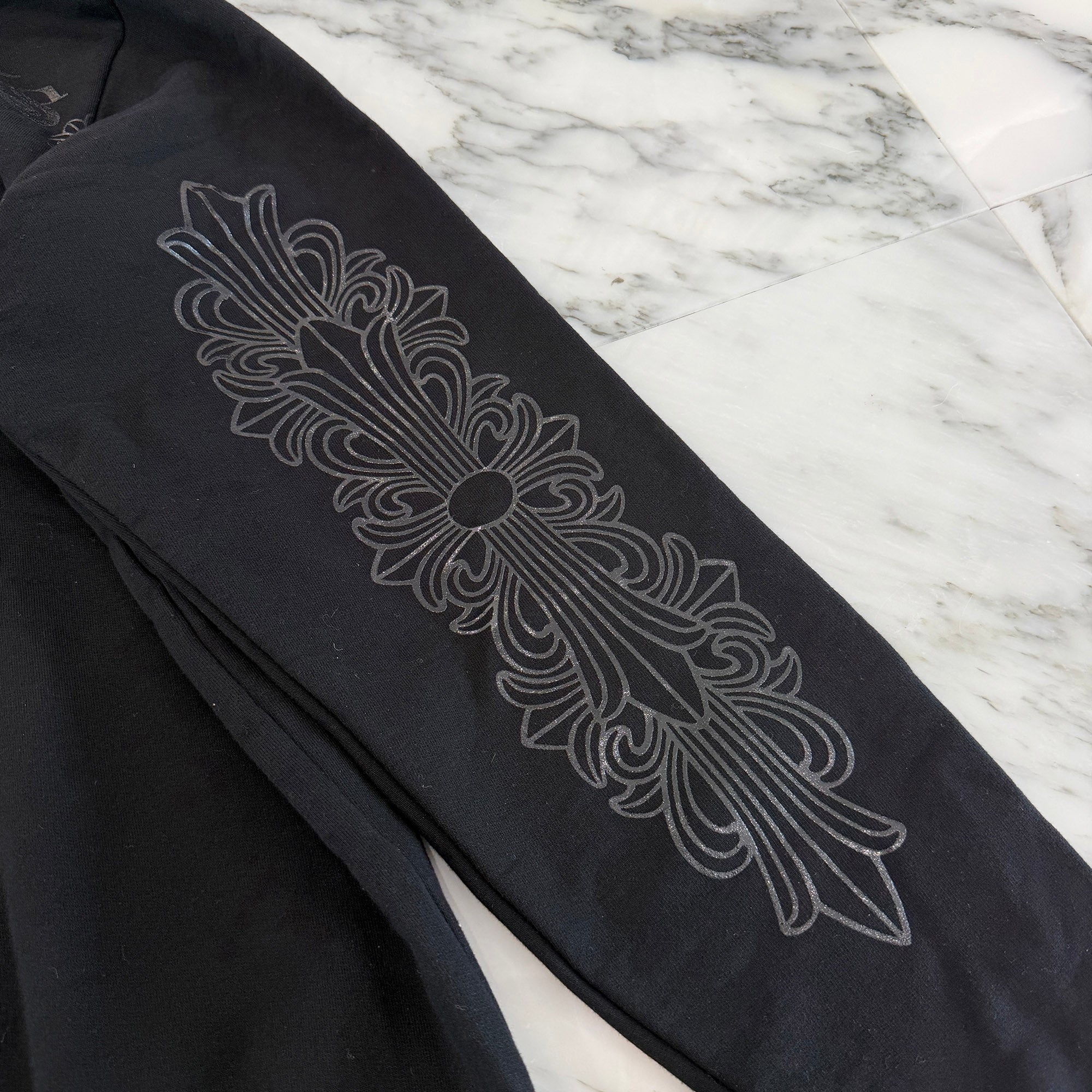 CHROME HEARTS 2026SS ONLINE Limited Floral Cross Back Arch Logo