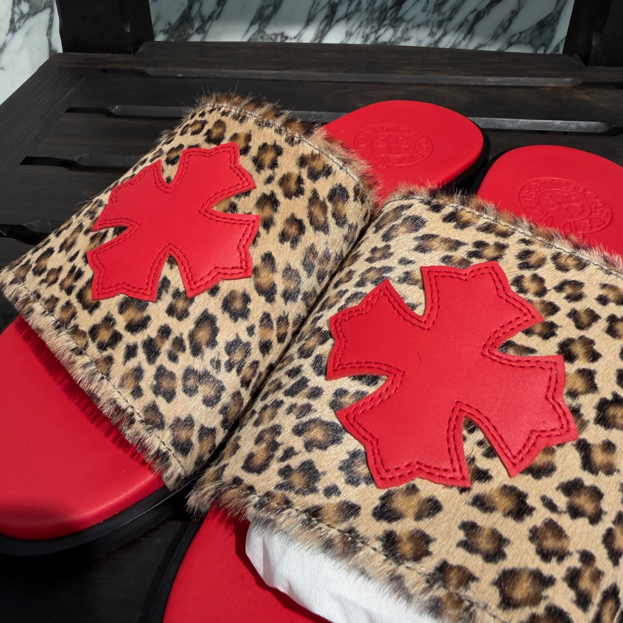 CHROME HEARTS Leather Cross Patch Harako Leather Flat Sandals Size 42 クロムハーツ レザークロスパッチ ハラコレザーフラットサンダル サイズ42