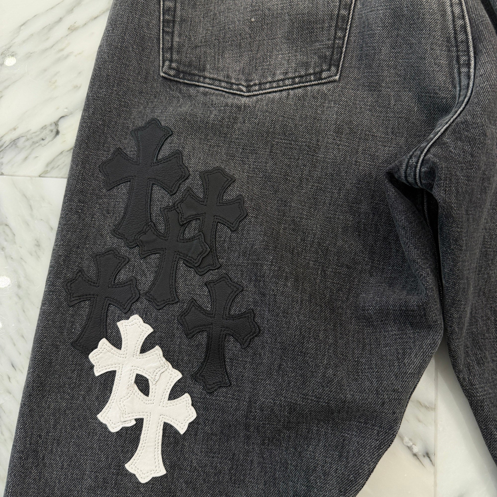 CHROME HEARTS Multi Leather Cross Patch Cross Ball Button Flare Knee Denim Pants Size 36 クロムハーツ マルチレザークロスパッチ クロスボールボタン フレアニー デニムパンツ サイズ36