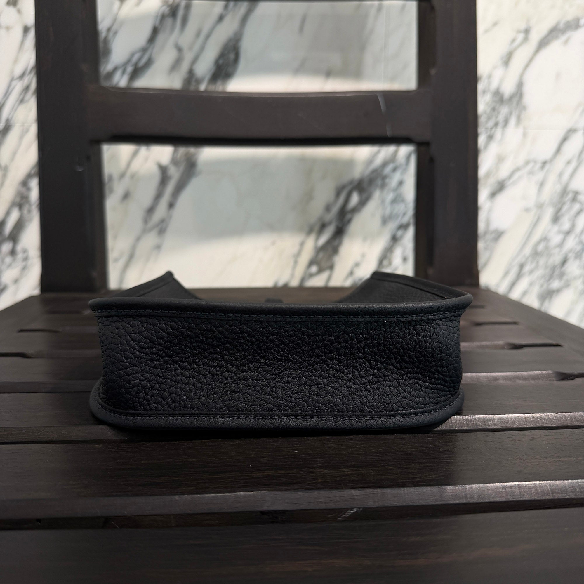 HERMES Evelyn Amazon TPM " NOIR " K刻印 エルメス エブリン アマゾン TPM "ノワール" レザーショルダーバッグ