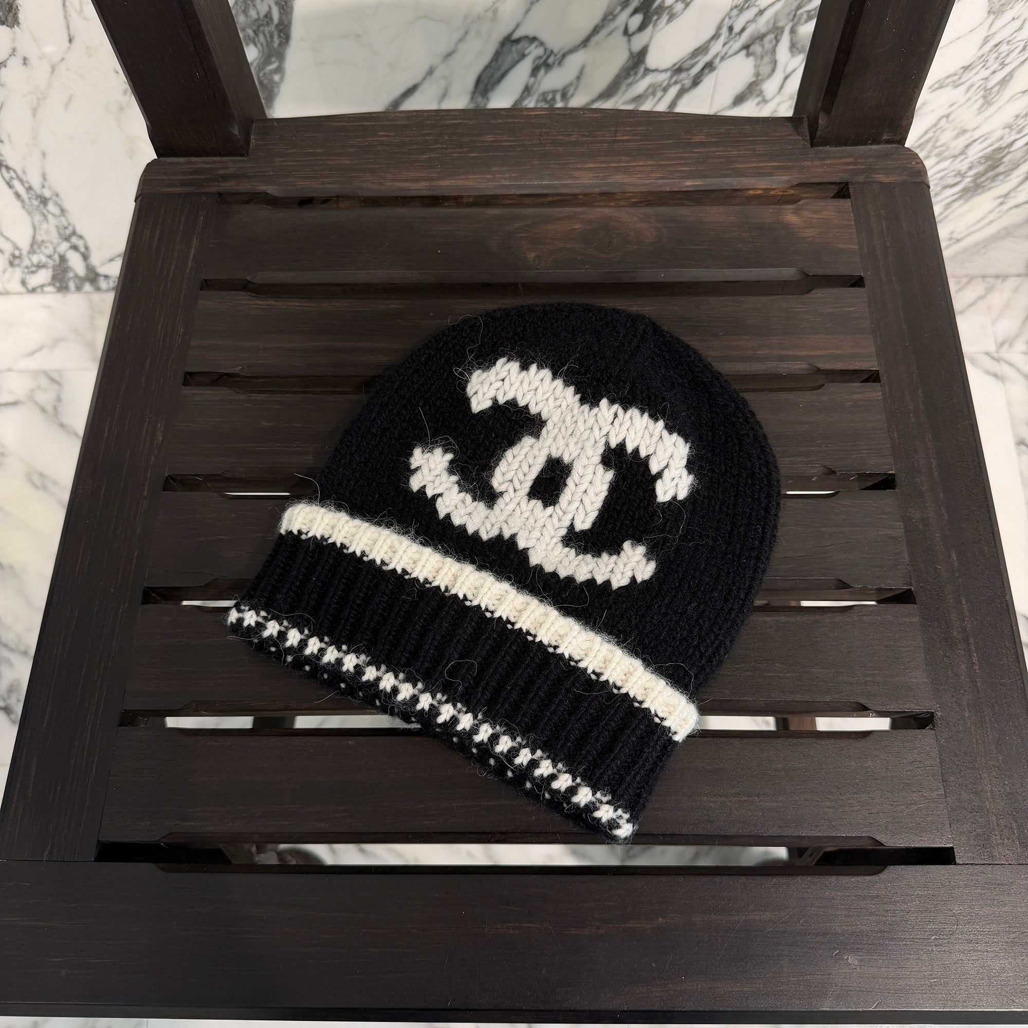 CHANEL Métiers D'Art Collection 26A Coco Mark Cashmere Knit Beanie AAC078 B25064 UB312 シャネル メティエダール コレクション 26A ココマーク カシミア ニット ビーニー