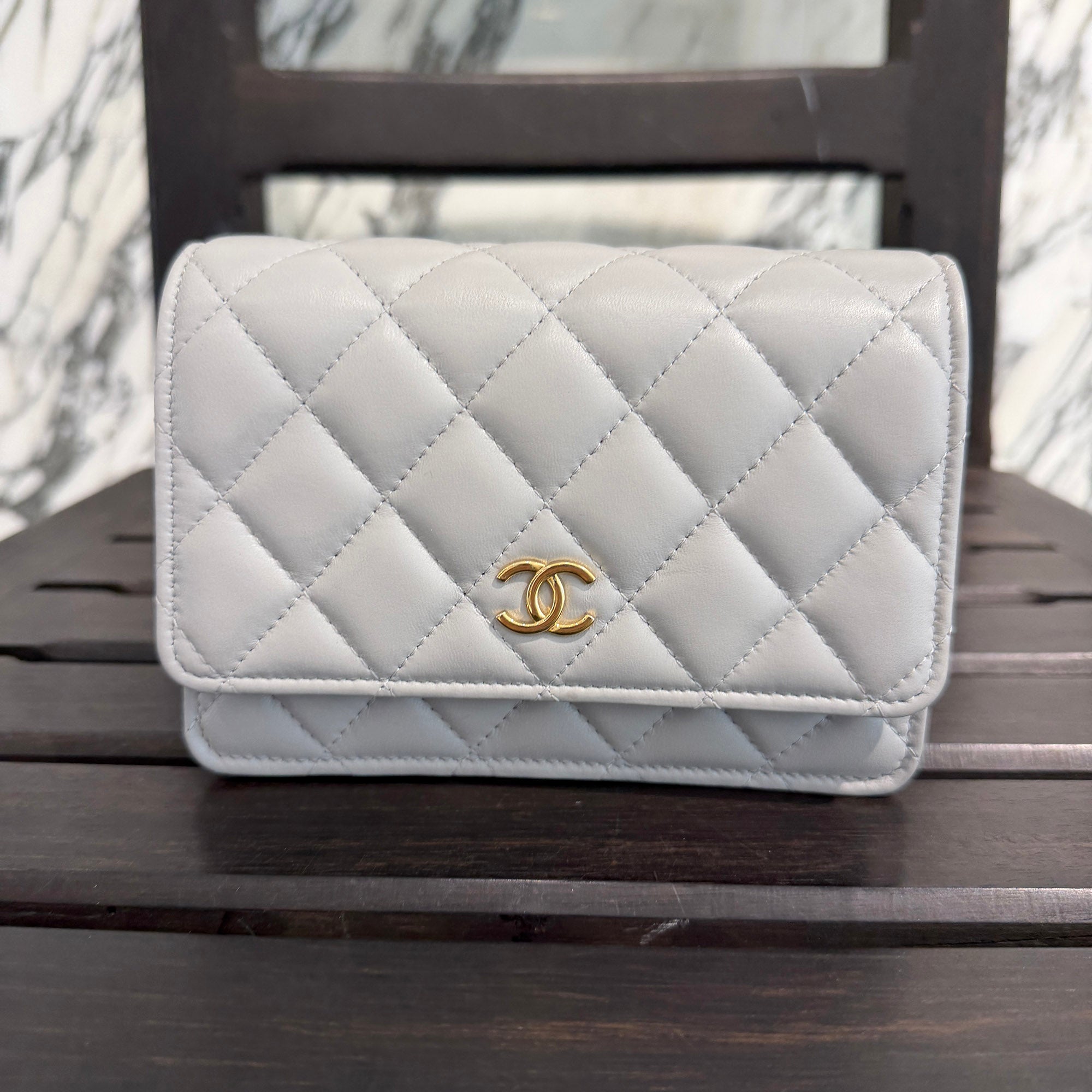 CHANEL 2022AW 22B Coco Mark Matelassé Chain Wallet Clutch Shoulder Bag AP2932 シャネル 22B ココマーク マトラッセ チェーン ウォレット クラッチ シャルダーバッグ