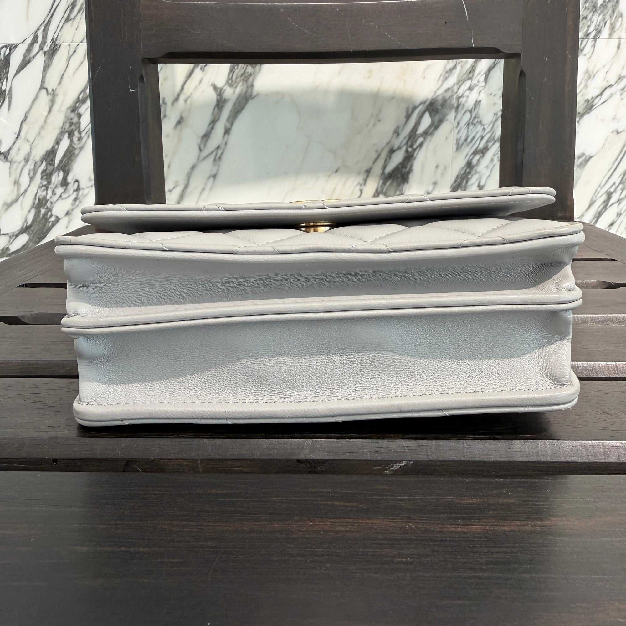 CHANEL 2022AW 22B Coco Mark Matelassé Chain Wallet Clutch Shoulder Bag AP2932 シャネル 22B ココマーク マトラッセ チェーン ウォレット クラッチ シャルダーバッグ