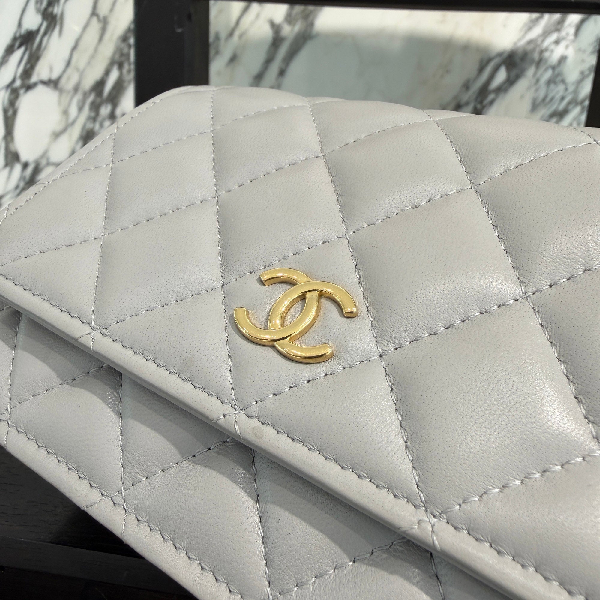 CHANEL 2022AW 22B Coco Mark Matelassé Chain Wallet Clutch Shoulder Bag AP2932 シャネル 22B ココマーク マトラッセ チェーン ウォレット クラッチ シャルダーバッグ