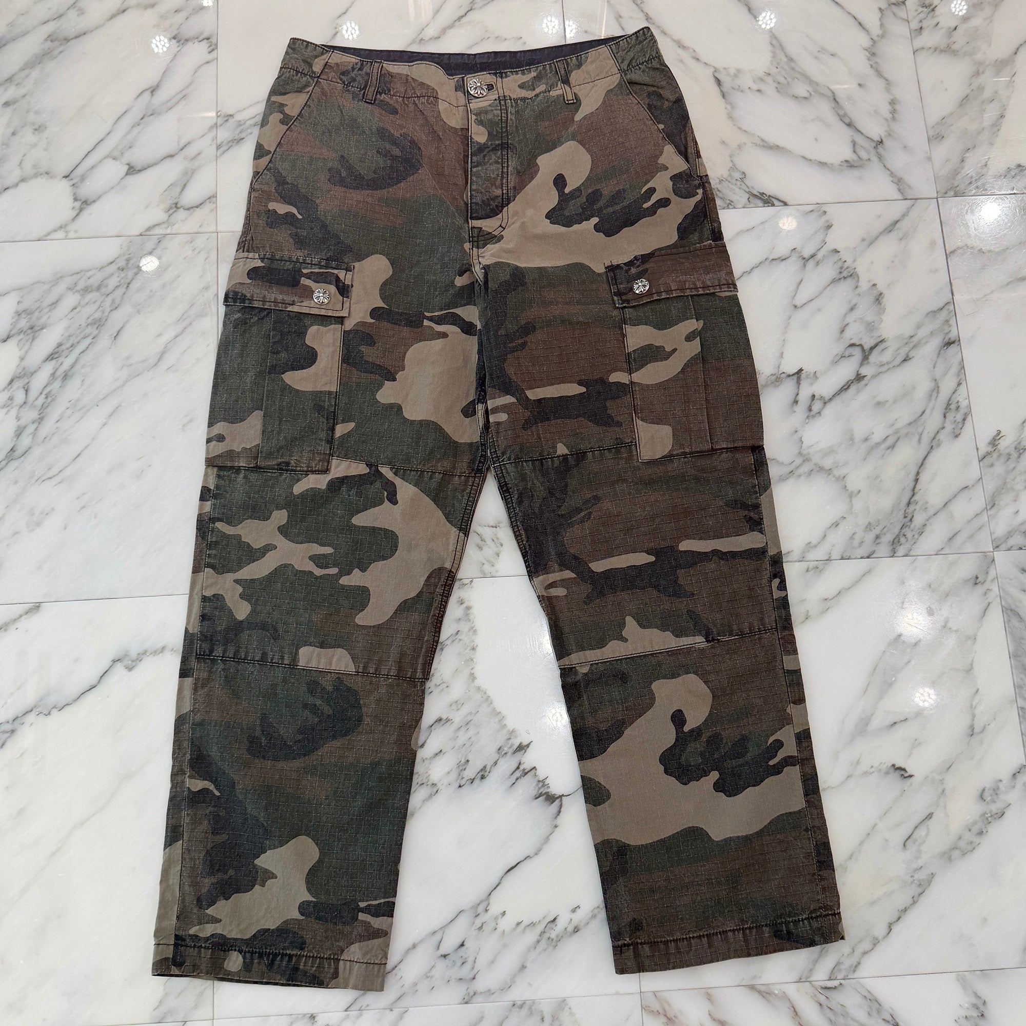 CHROME HEARTS Cross Ball Button Camo Cargo Pants Size 33 クロムハーツ クロスボールボタン カモ カーゴパンツ サイズ33