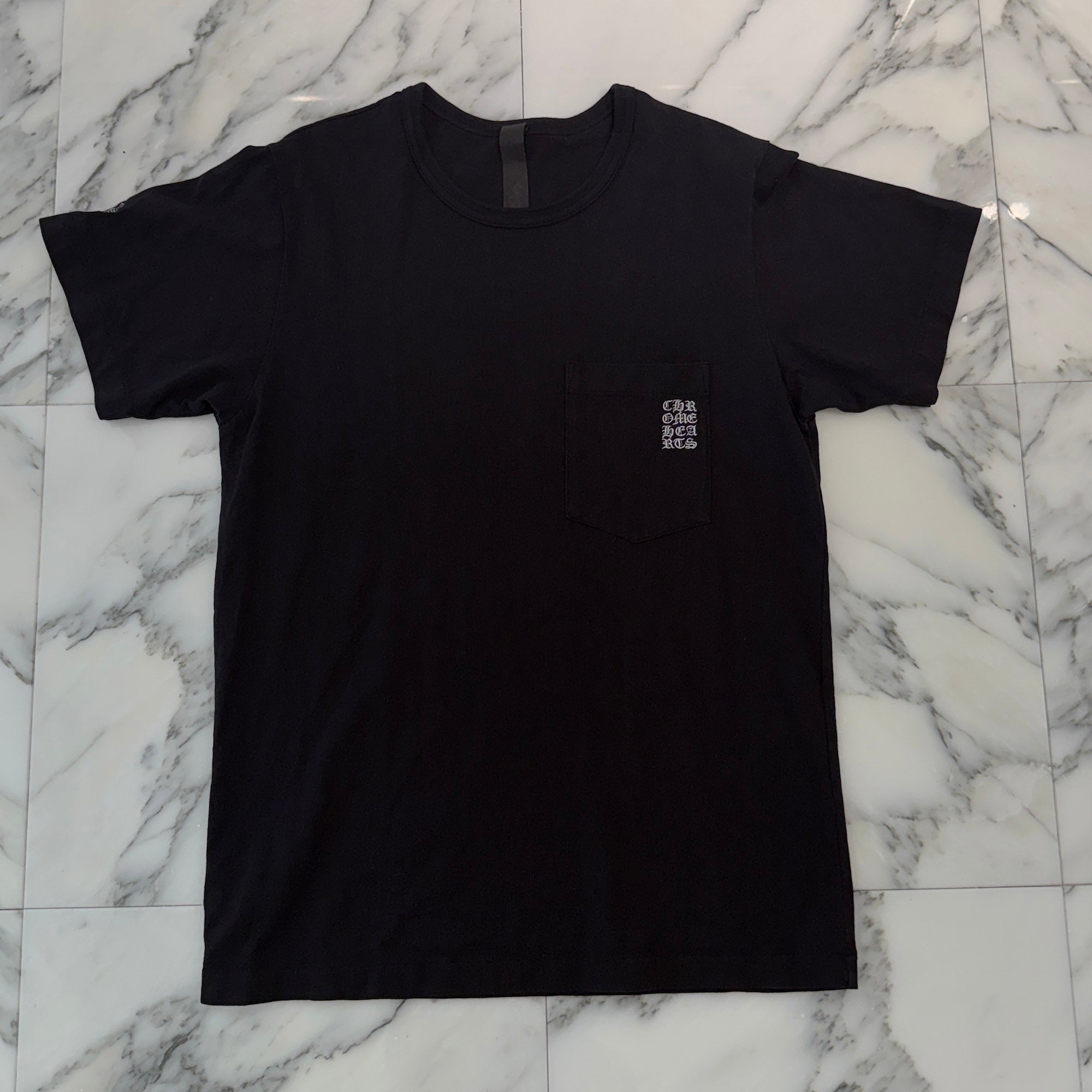 CHROME HEARTS Y NOT Vertical Logo Embroidery Tee Size M クロムハーツ ワイノット ヴァーティカルロゴ 刺繍 Tシャツ サイズM