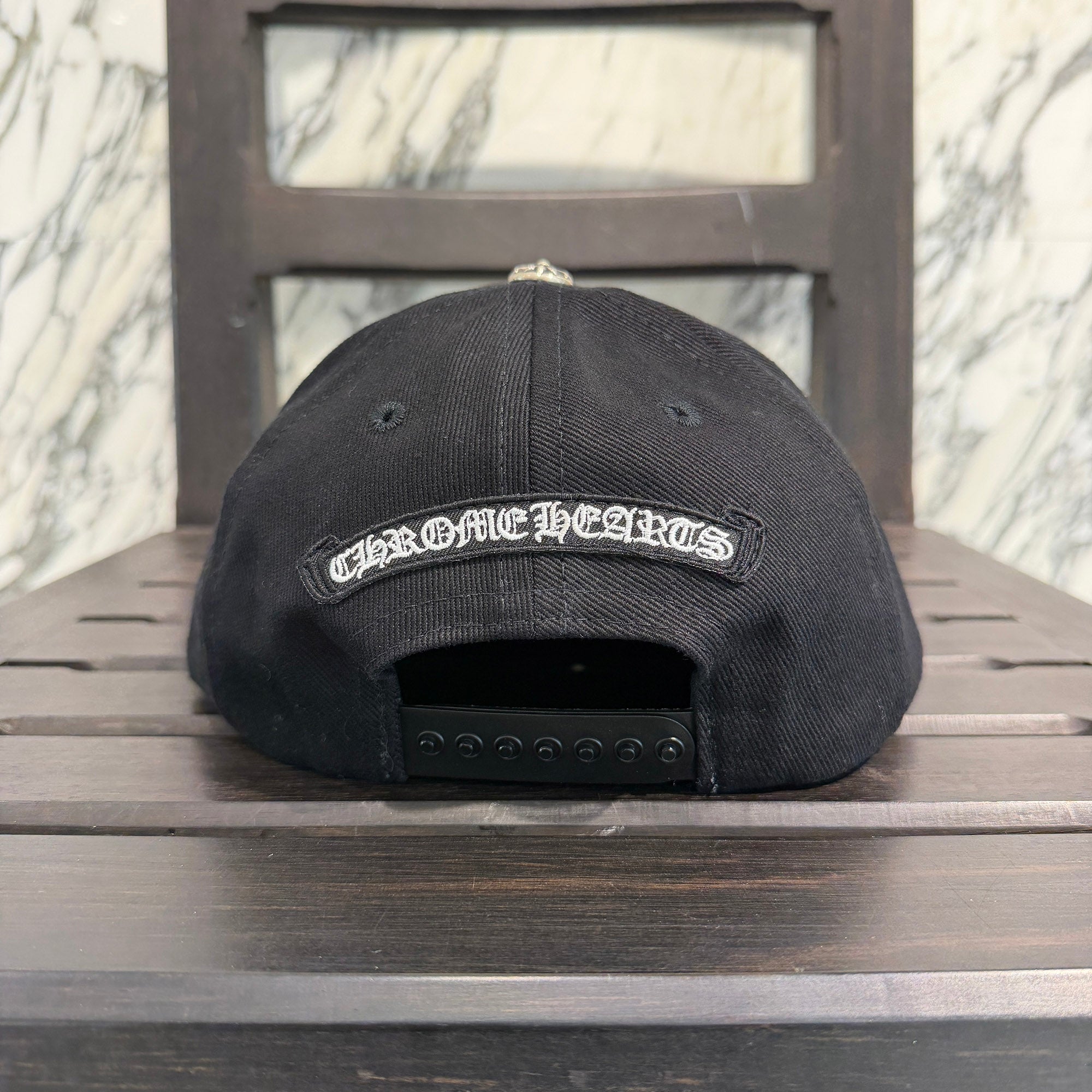 CHROME HEARTS Vertical Logo Trucker Cap Size ONE SIZE (51-61) クロムハーツ ヴァーティカルロゴ トラッカーキャップ サイズONE SIZE (51-61)