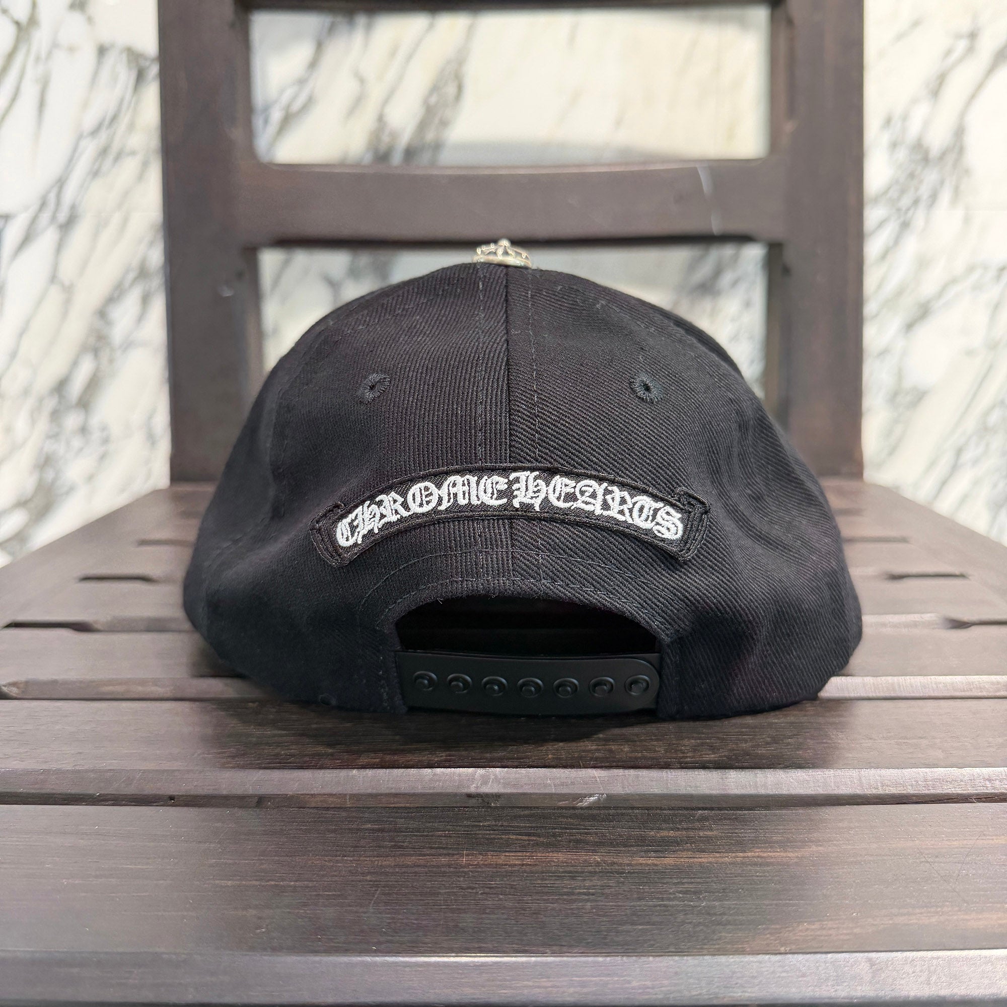 CHROME HEARTS CH Plus Horseshoe Embroidery Baseball Cap Size ONE SIZE (51-61) クロムハーツ CHプラス ホースシュー 刺繍 ベースボールキャップ サイズONE SIZE (51-61)