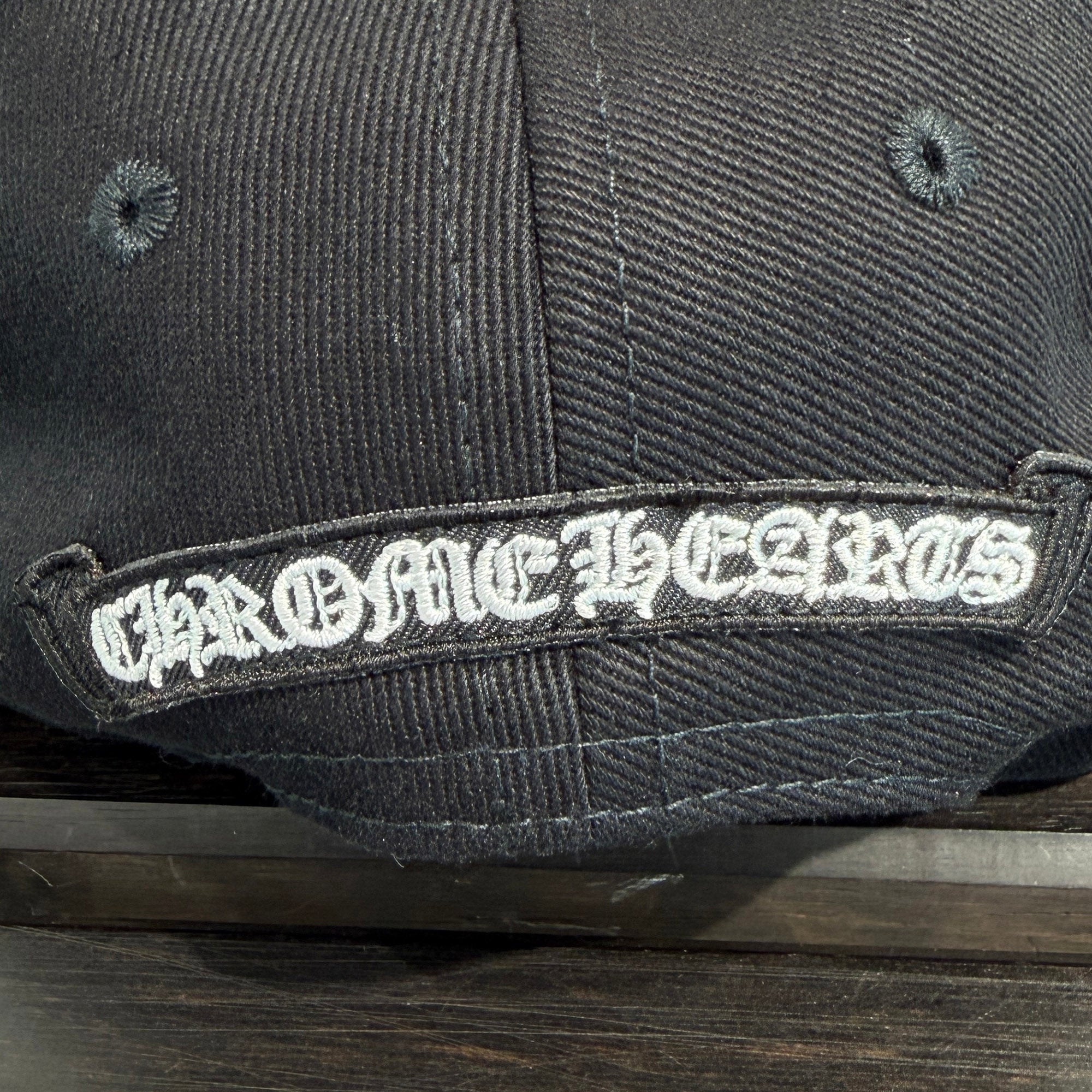 CHROME HEARTS CH Plus Horseshoe Embroidery Baseball Cap Size ONE SIZE (51-61) クロムハーツ CHプラス ホースシュー 刺繍 ベースボールキャップ サイズONE SIZE (51-61)