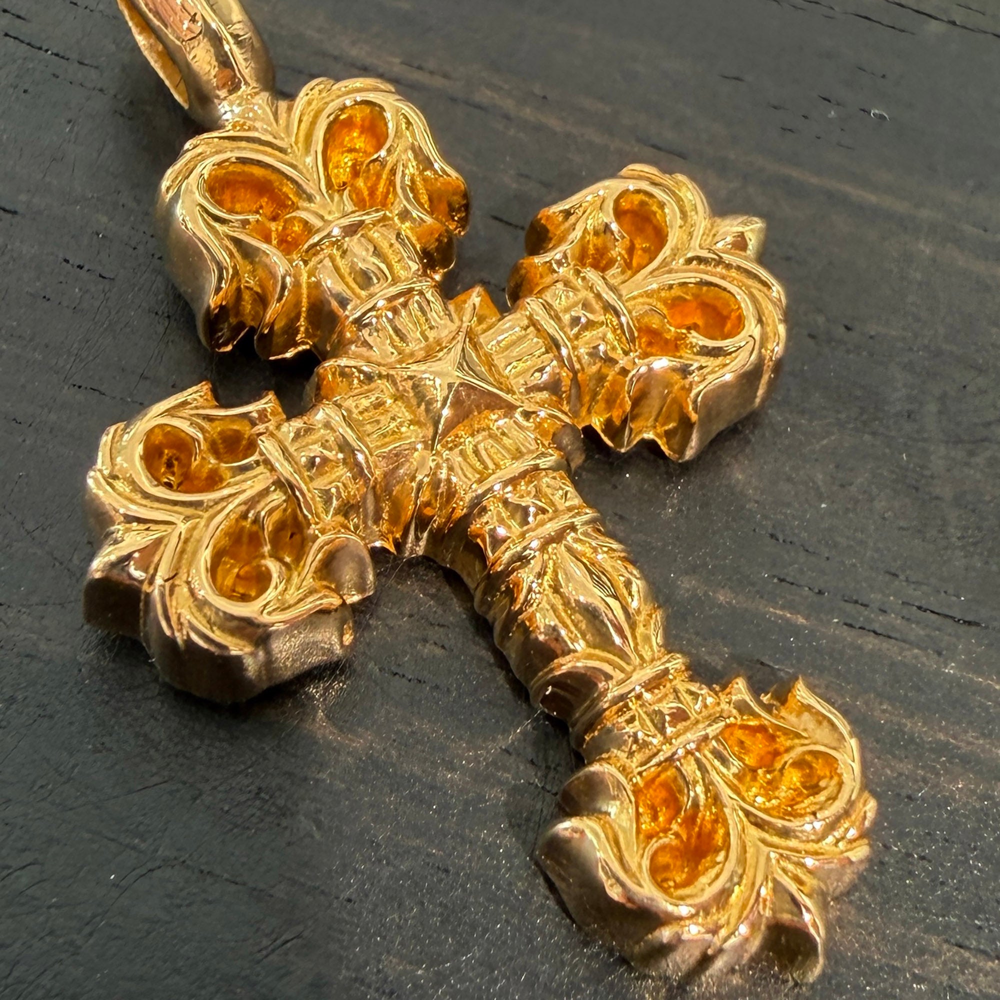 CHROME HEARTS 22K Tiny Filigree Cross Charm Pendent Top クロムハーツ 22K タイニー フィリグリークロス チャーム ペンダント トップ