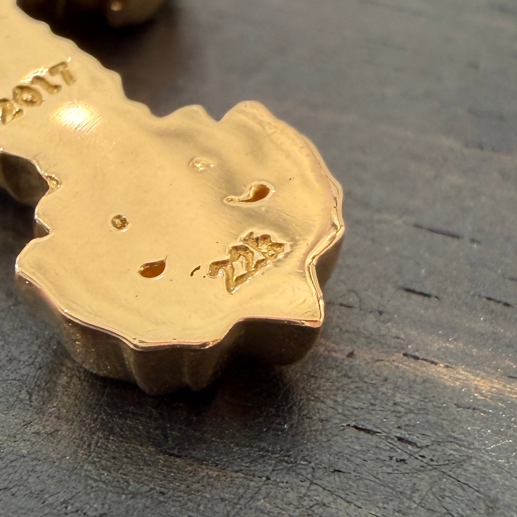 CHROME HEARTS 22K Tiny Filigree Cross Charm Pendent Top クロムハーツ 22K タイニー フィリグリークロス チャーム ペンダント トップ