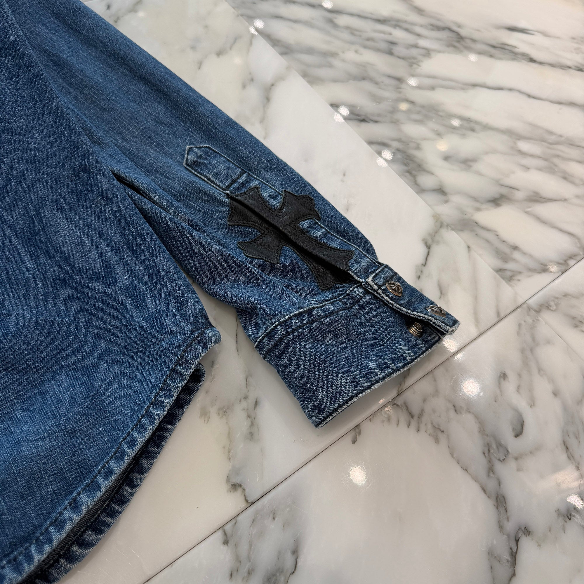 CHROME HEARTS Leather Cross Patch Western Denim Shirt Size LG クロムハーツ オールド レザー クロスパッチ ウェスタン デニムシャツ サイズLG