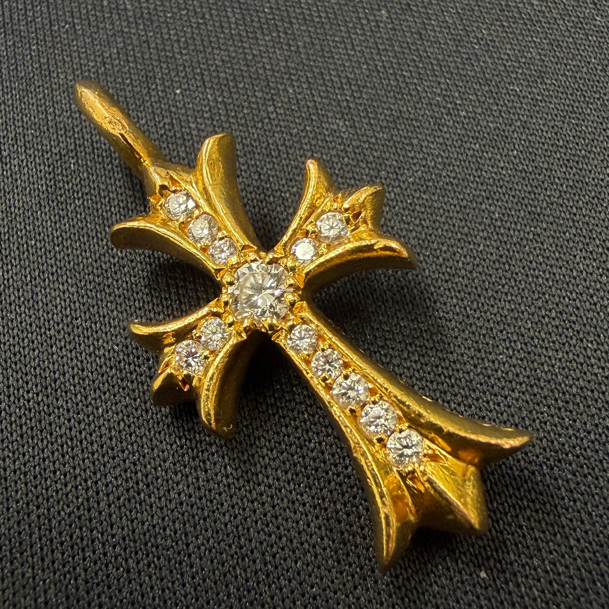 CHROME HEARTS 22K Tiny Fat Cross Pave Diamond Pendant Top クロムハーツ 22K タイニーファット クロス パヴェダイヤモンド ペンダントトップ
