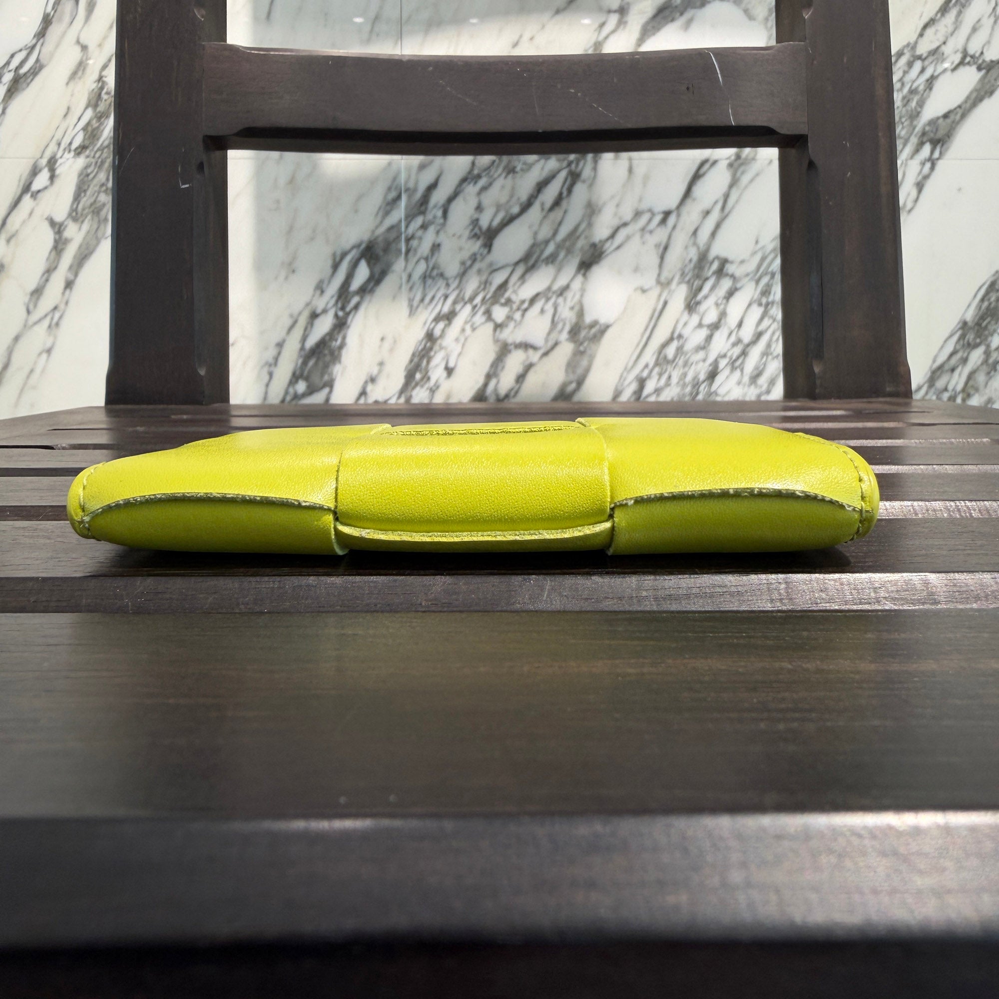 BOTTEGA VENETA 2022SS CASSETTE Credit Card Case "Acid Kiwi" 651401 ボッテガヴェネタ カセット クレジットカードケース "アシッドキウイ"