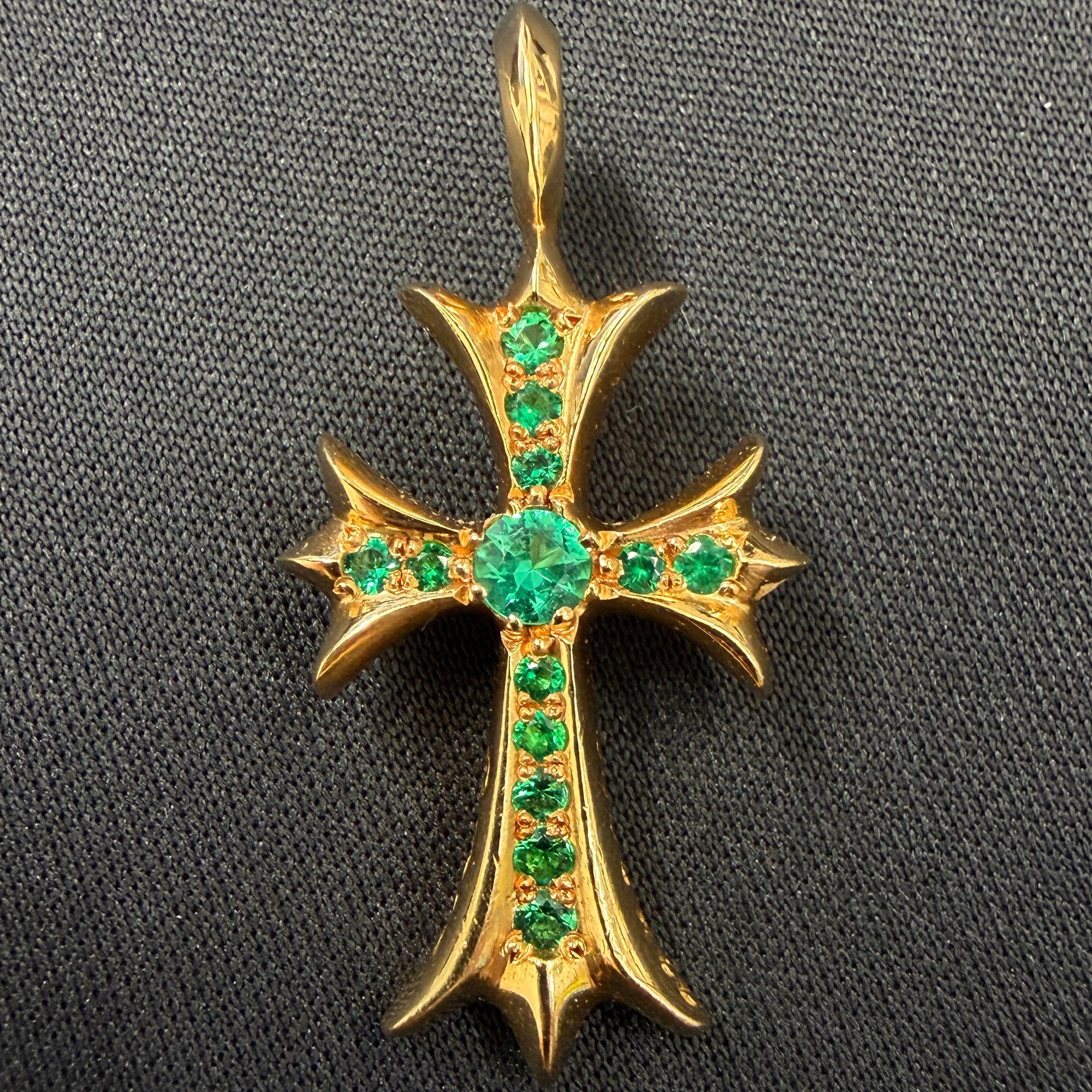 CHROME HEARTS 22K Tiny Fat Cross Pave Emerald Pendant Top クロムハーツ 22K タイニーファット クロス パヴェエメラルド ペンダントトップ