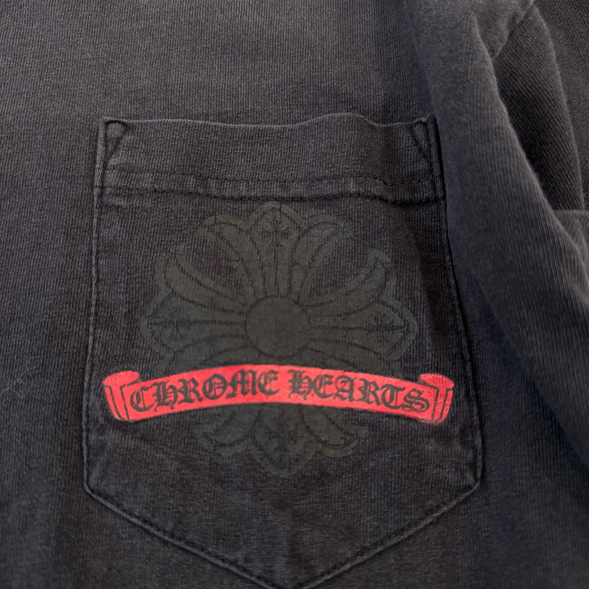 CHROME HEARTS CH Plus Red Horseshoe Cracked Print Long Sleeve Tee Size M クロムハーツ CHプラス レッド ホースシュー クラックプリント ロングスリーブTシャツ サイズM