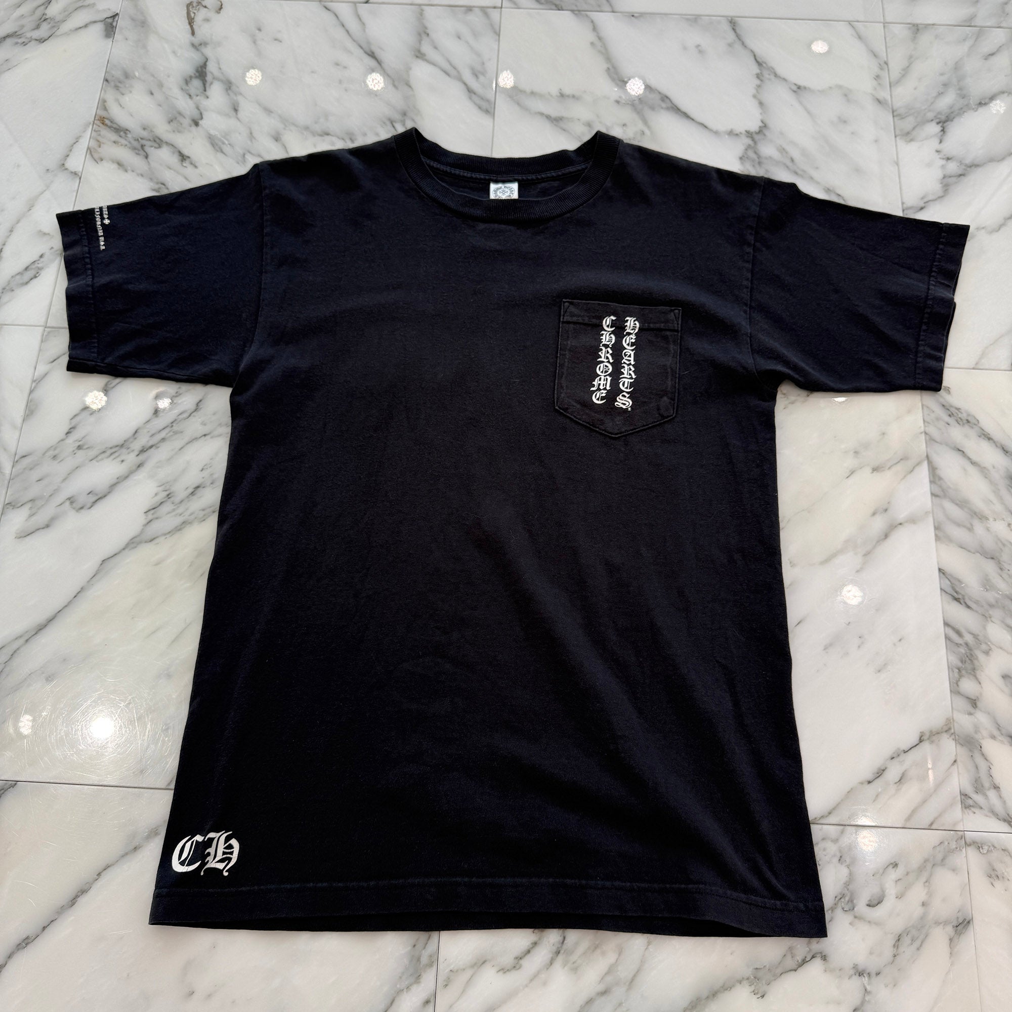 CHROME HEARTS Vertical Logo Floral Cross Print Tee Size M クロムハーツ ヴァーティカルロゴ フローラルクロス プリント Tシャツ サイズM