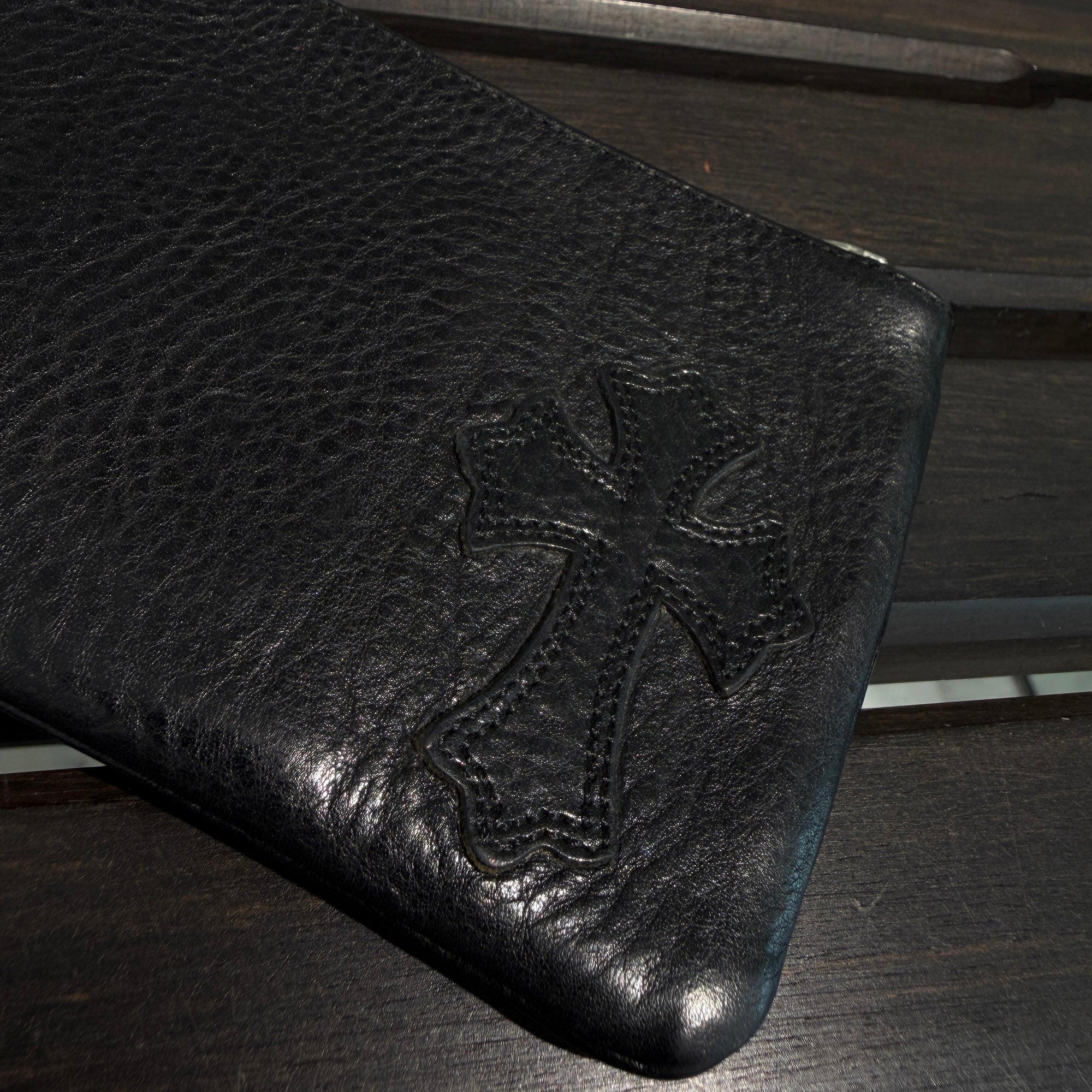 CHROME HEARTS Cross Leather Patch Zipper Change Purse Wallet クロムハーツ クロスレザーパッチ ジッパー チェンジパース ウォレット