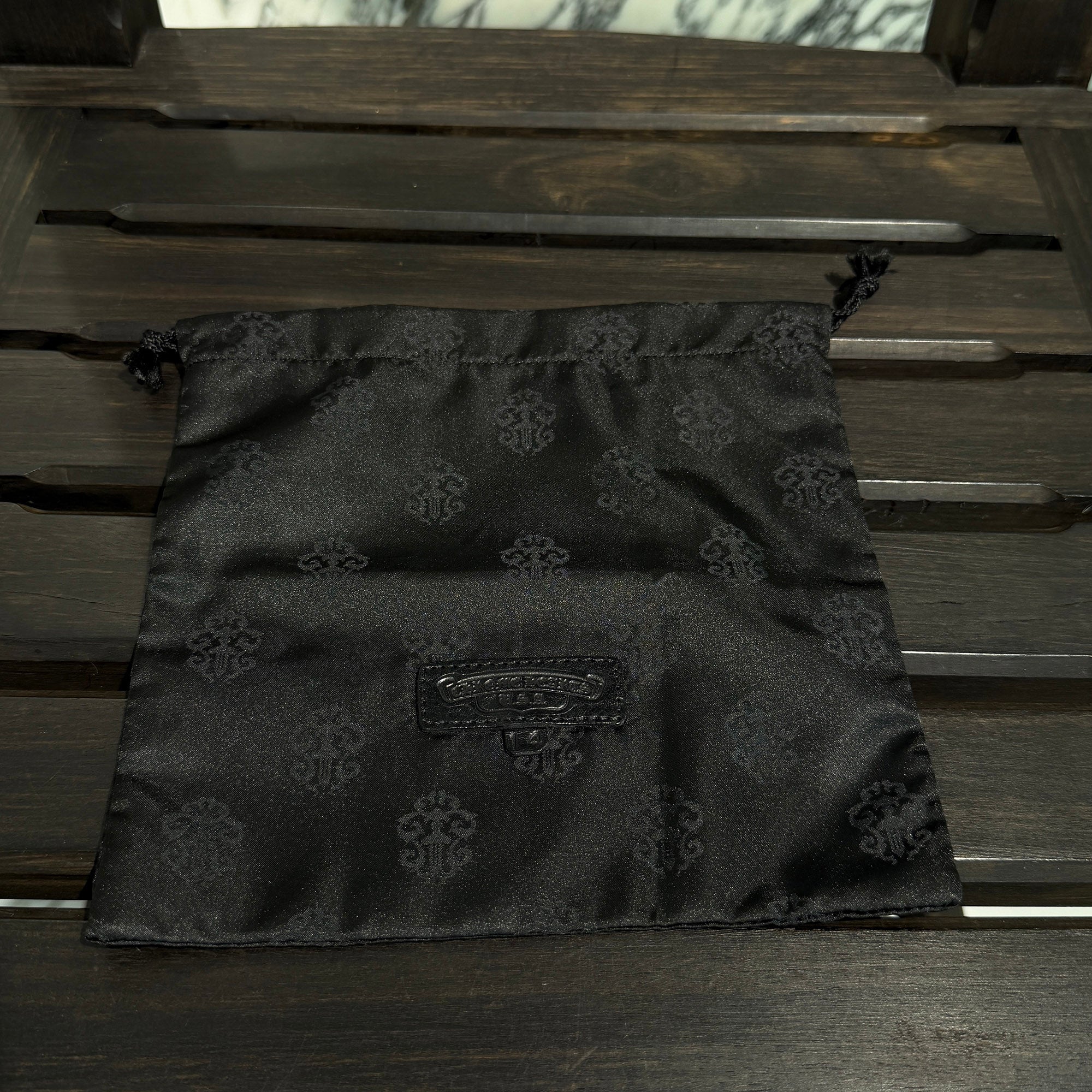 CHROME HEARTS Cross Leather Patch Zipper Change Purse Wallet クロムハーツ クロスレザーパッチ ジッパー チェンジパース ウォレット