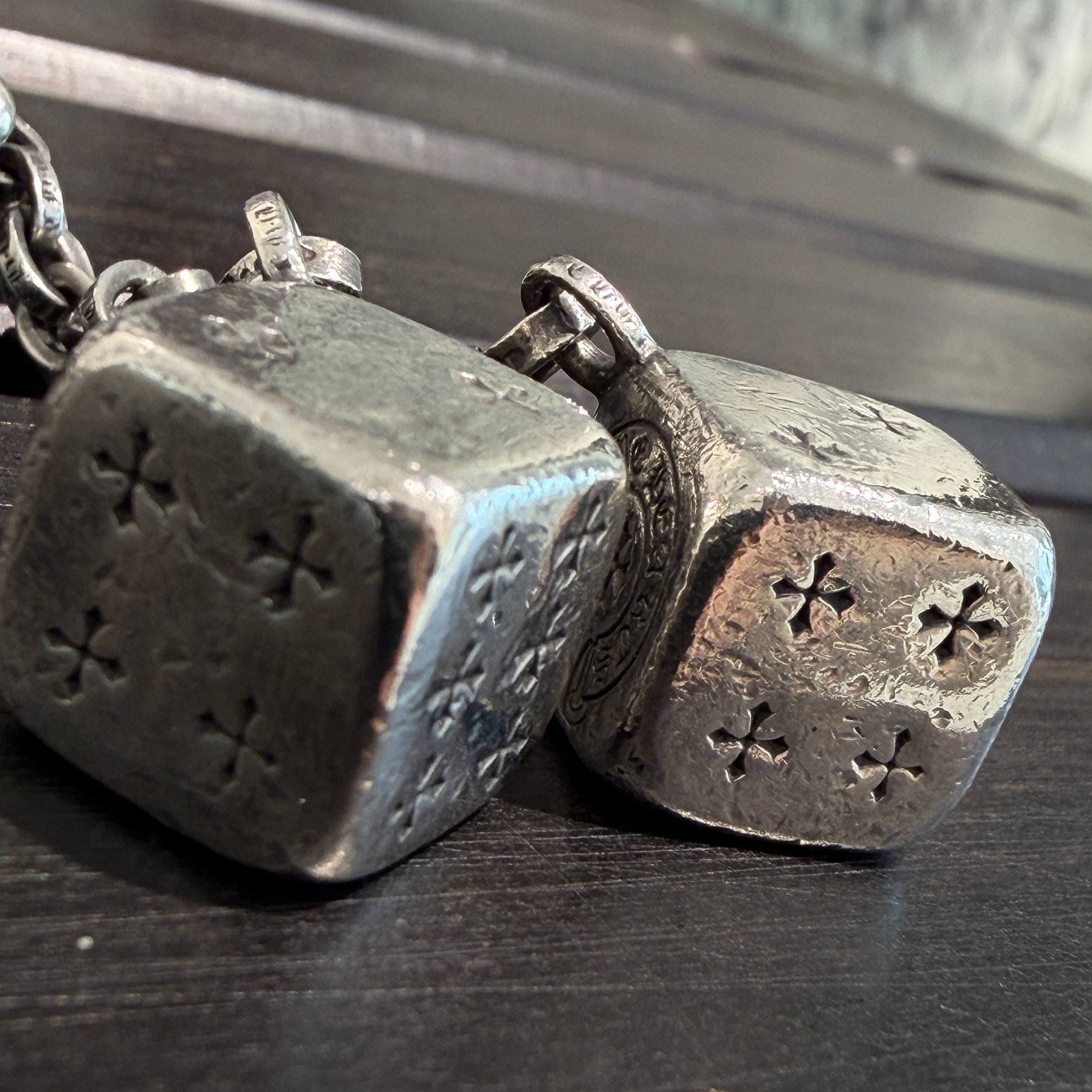 CHROME HEARTS Double Dice Key Chain クロムハーツ ダブルダイス キーチェーン