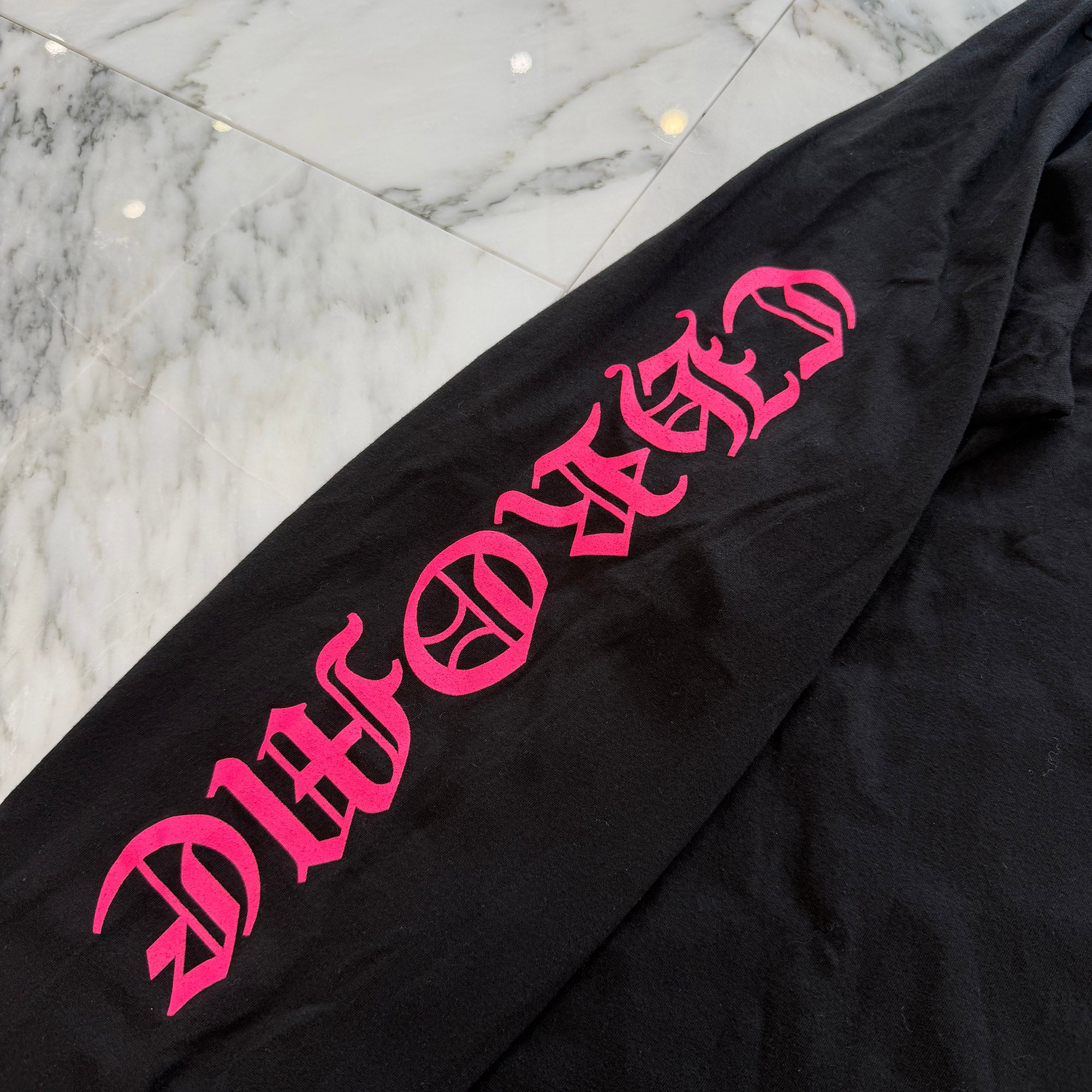 CHROME HEARTS 2025AW Old English Neck Logo Long Sleeve Tee Size XL クロムハーツ ネックロゴ ロングスリーブ Tシャツ サイズXL