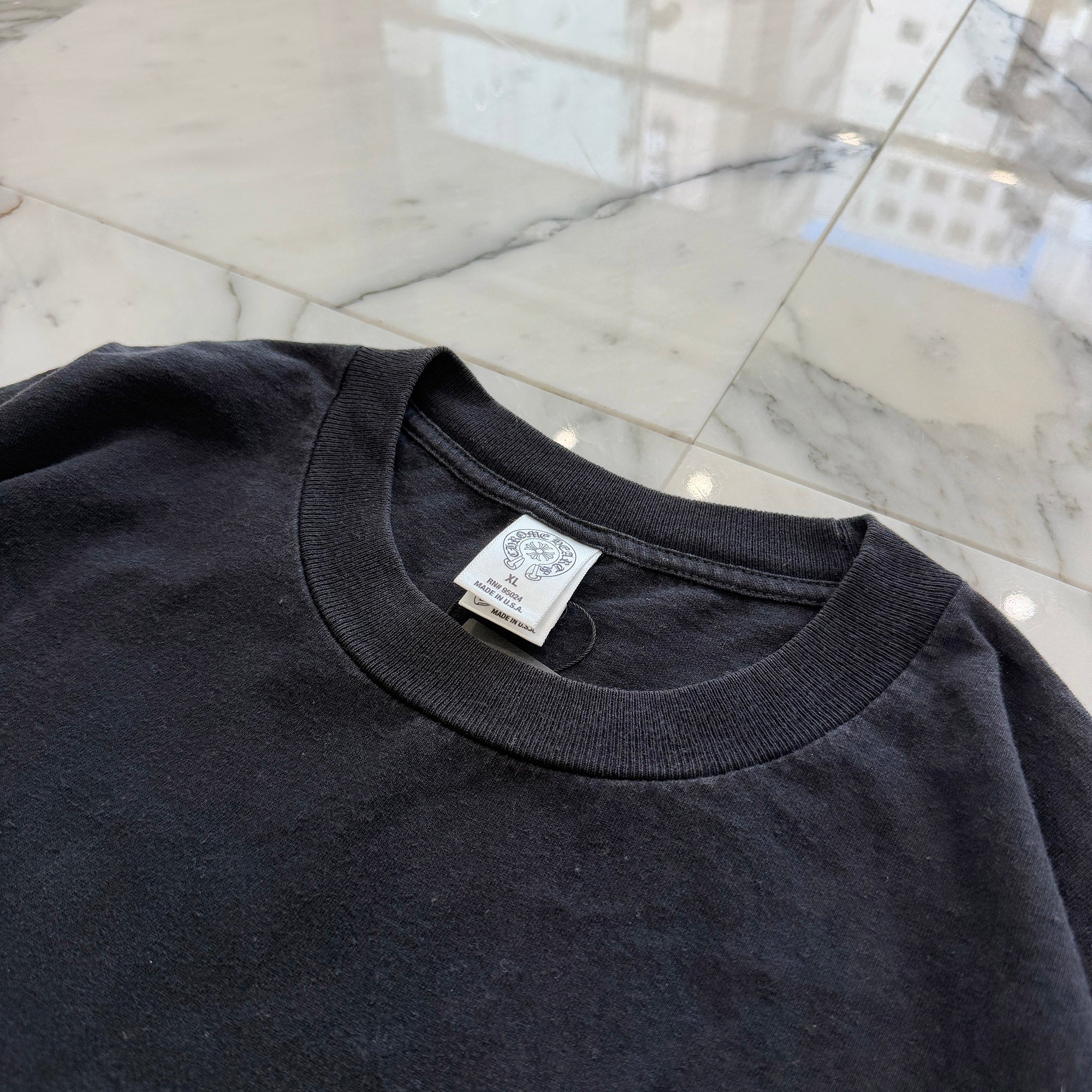 CHROME HEARTS Made In Hollywood Back Floral Cross Vertical Logo Tee Size XL クロムハーツ メイド イン ハリウッド バック フローラルクロス ヴァーティカルロゴTシャツ サイズXL