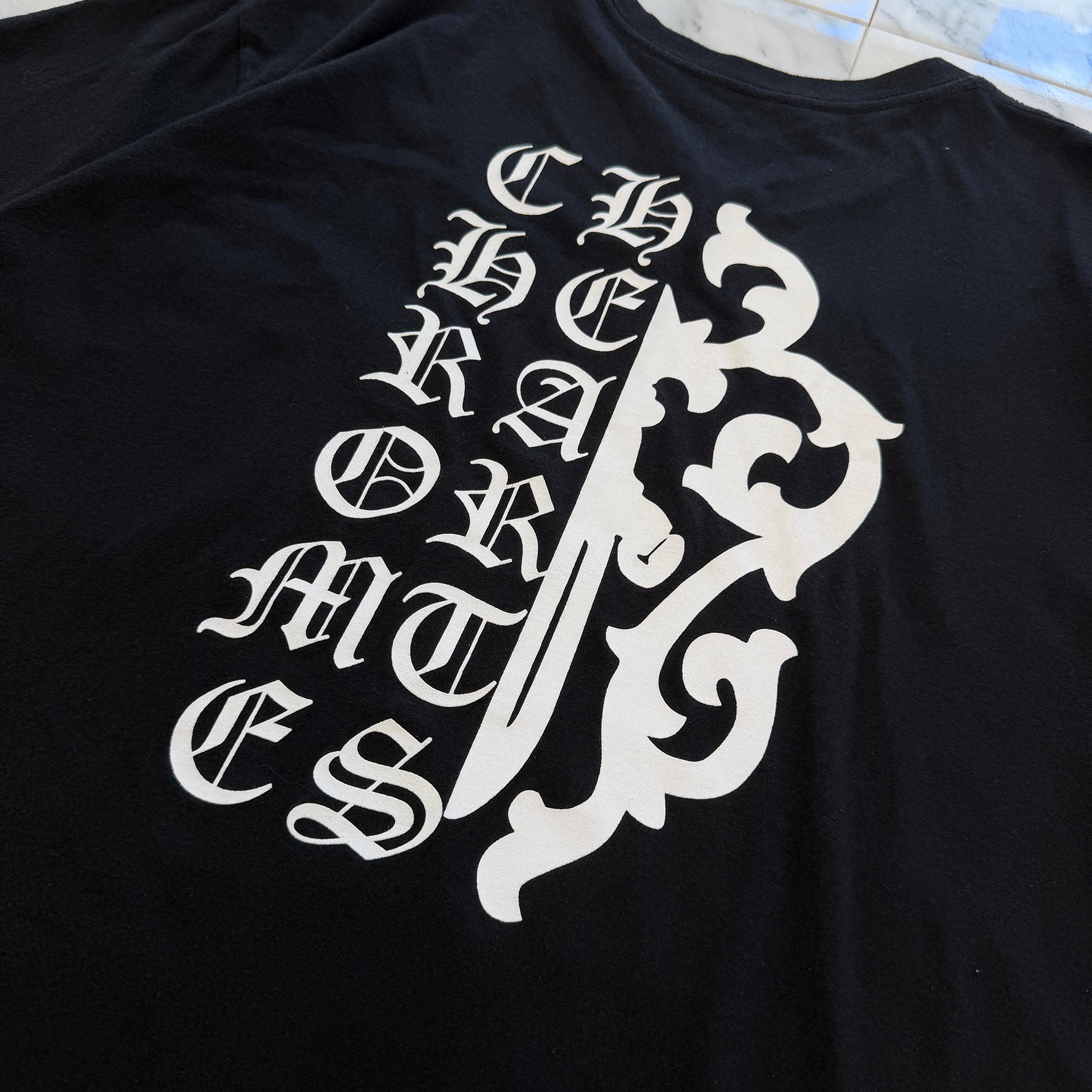 CHROME HEARTS Vertical Logo Half Vine Dagger Tee Size XL クロムハーツ ヴァーティカルロゴ ハーフ ヴァインダガー Tシャツ サイズXL