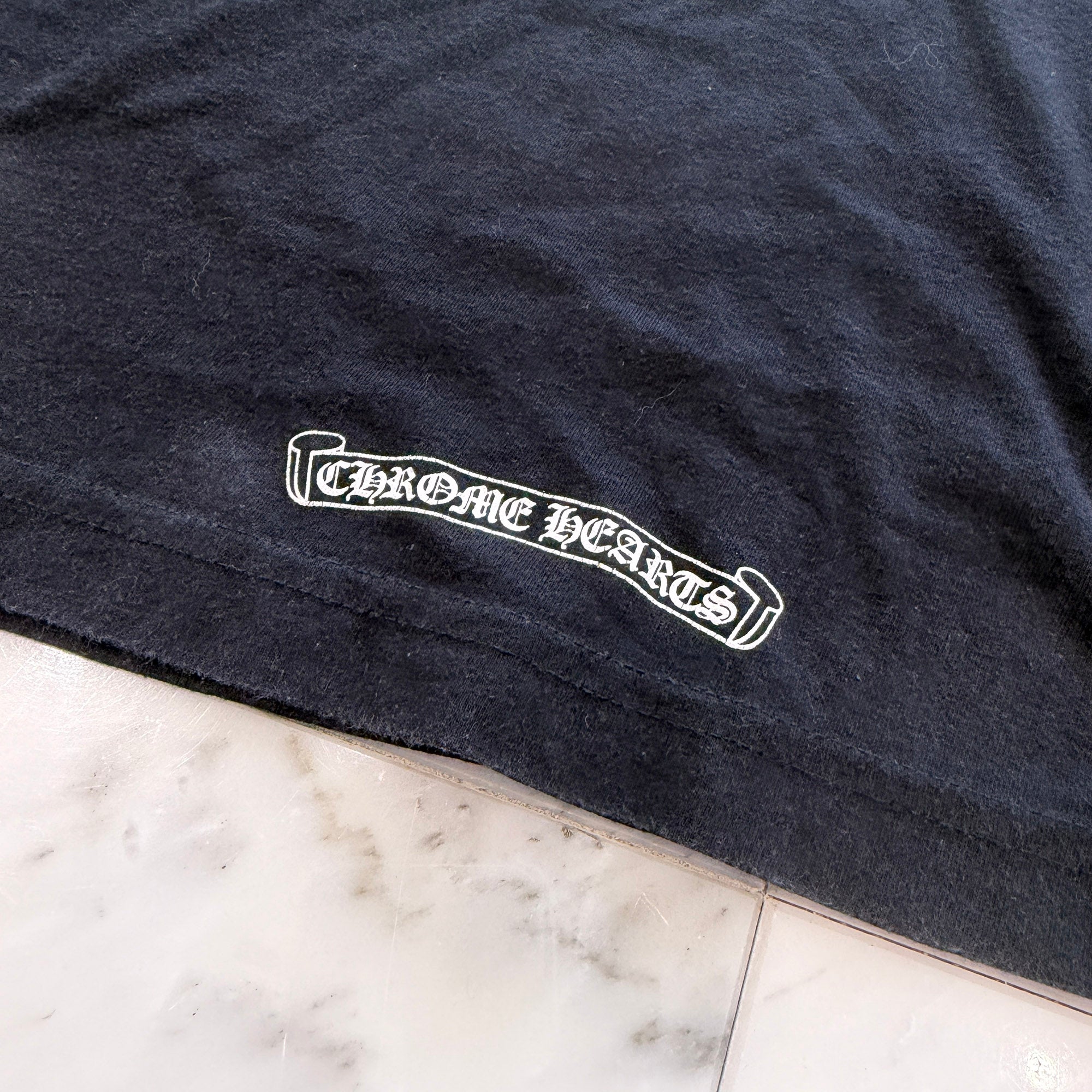 CHROME HEARTS Vertical Logo Half Vine Dagger Tee Size XL クロムハーツ ヴァーティカルロゴ ハーフ ヴァインダガー Tシャツ サイズXL