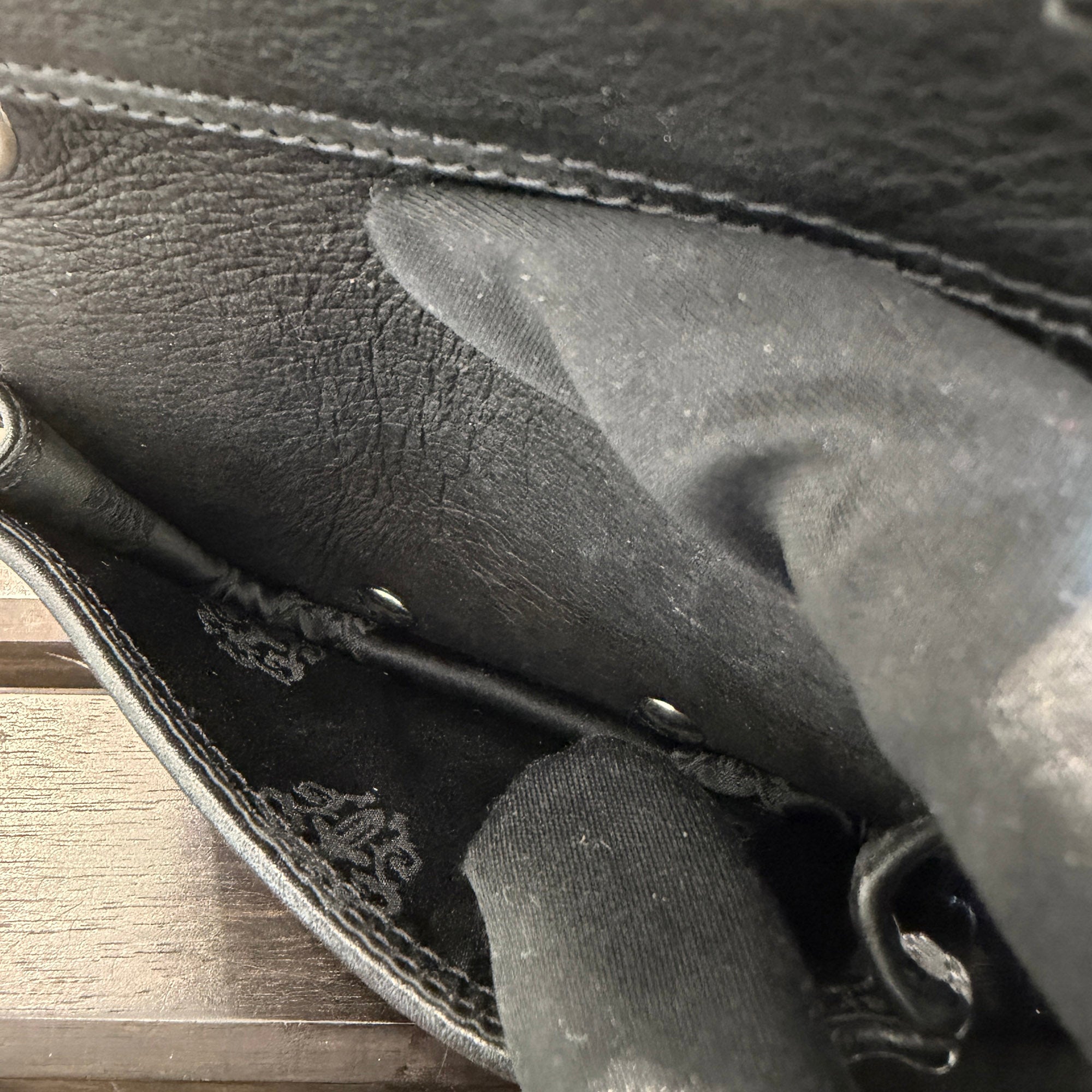 CHROME HEARTS Grommet Leather Card Case クロムハーツ グロメット レザーカードケース