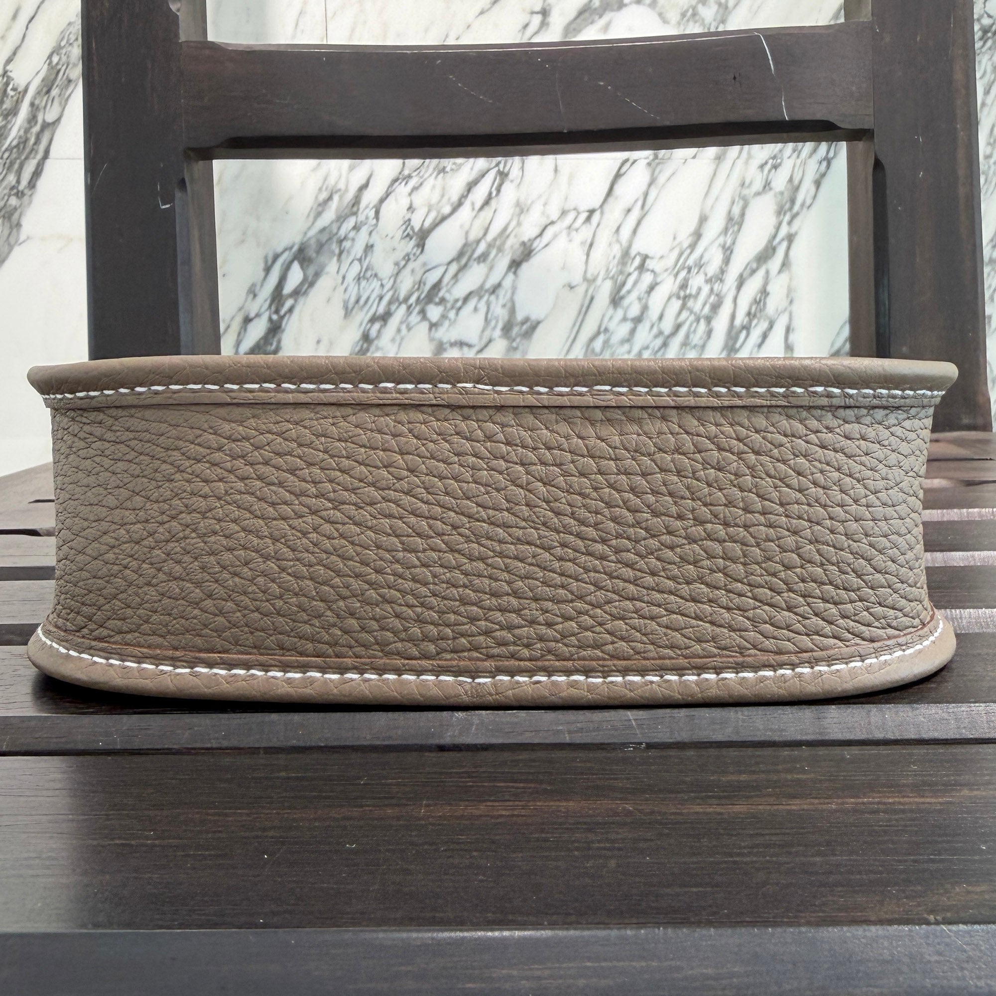 HERMES Evelyn Amazon TPM "Etoupe" G刻印 エルメス エブリン アマゾン TPM "エトゥープ" レザーショルダーバッグ G刻印