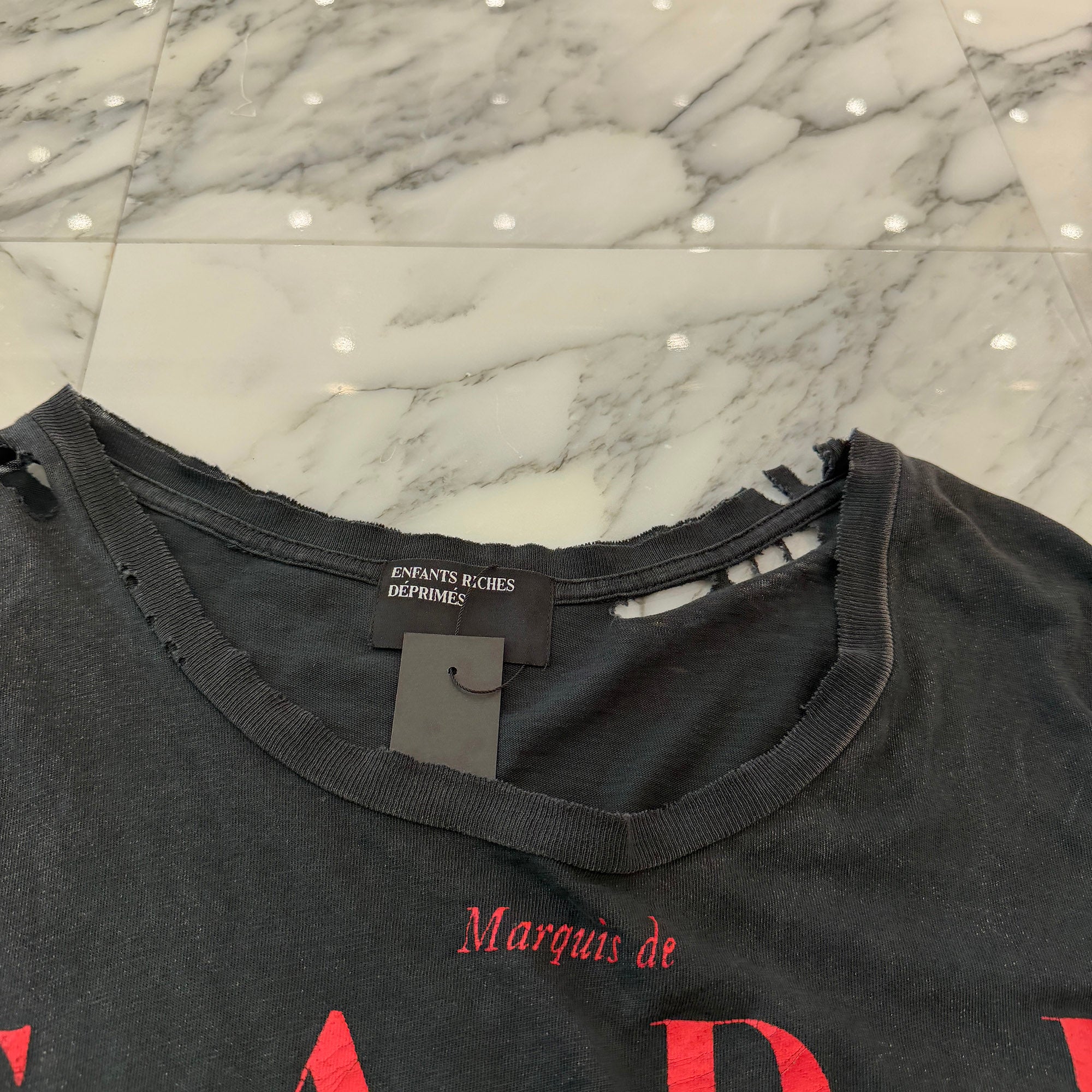 Enfants Riches Déprimés 2023SS "Sade Les Crimes De L'amour" Damage Tee Size XXL アンファン リッシュ デプリメ "シャーデ レ クリム ドゥ ラムール" ダメージ Tシャツ サイズXXL