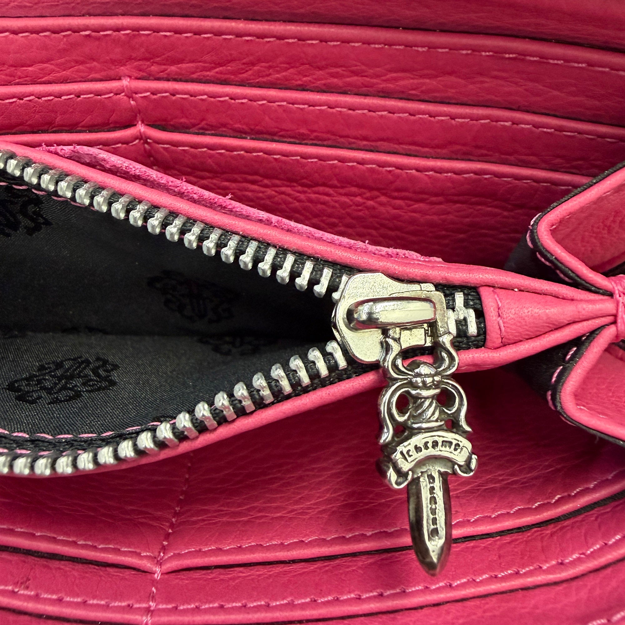 CHROME HEARTS Filigree Plus Leather Patch Round Zip Wallet クロムハーツ フィリグリープラス レザーパッチ ウォレット