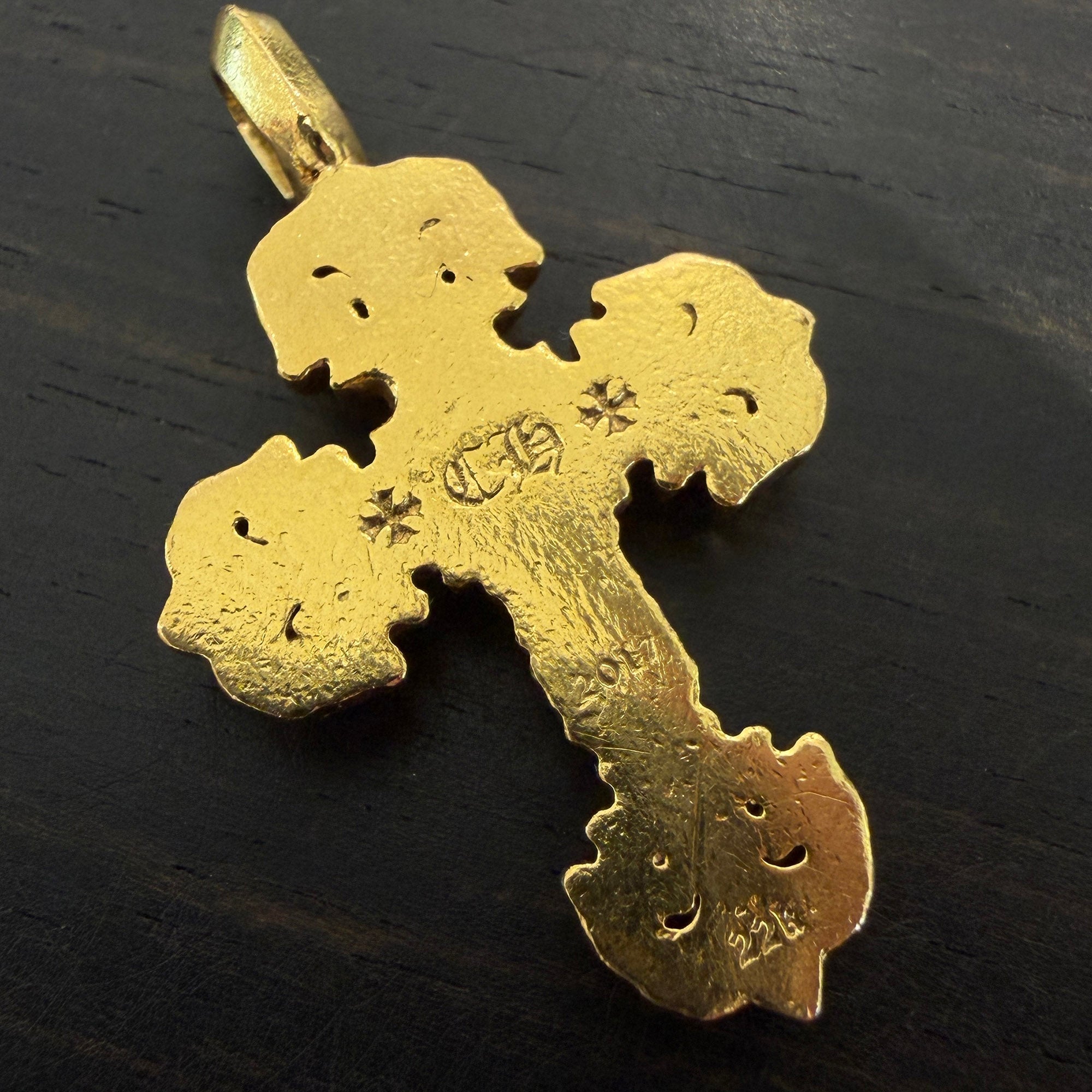CHROME HEARTS 22K Tiny Filigree Cross Pave Diamond Pendant Top クロムハーツ 22K タイニーフィリグリークロス パヴェダイアモンド ペンダントトップ