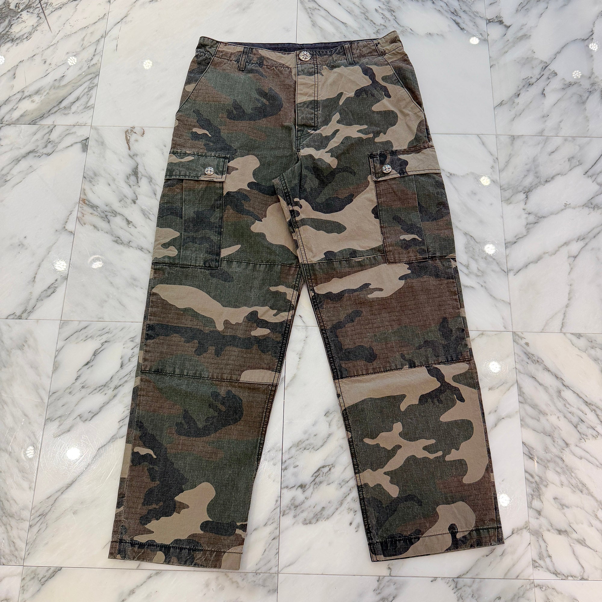 CHROME HEARTS Cross Ball Button Camo Cargo Pants Size 32 クロムハーツ クロスボールボタン カモ カーゴパンツ サイズ32