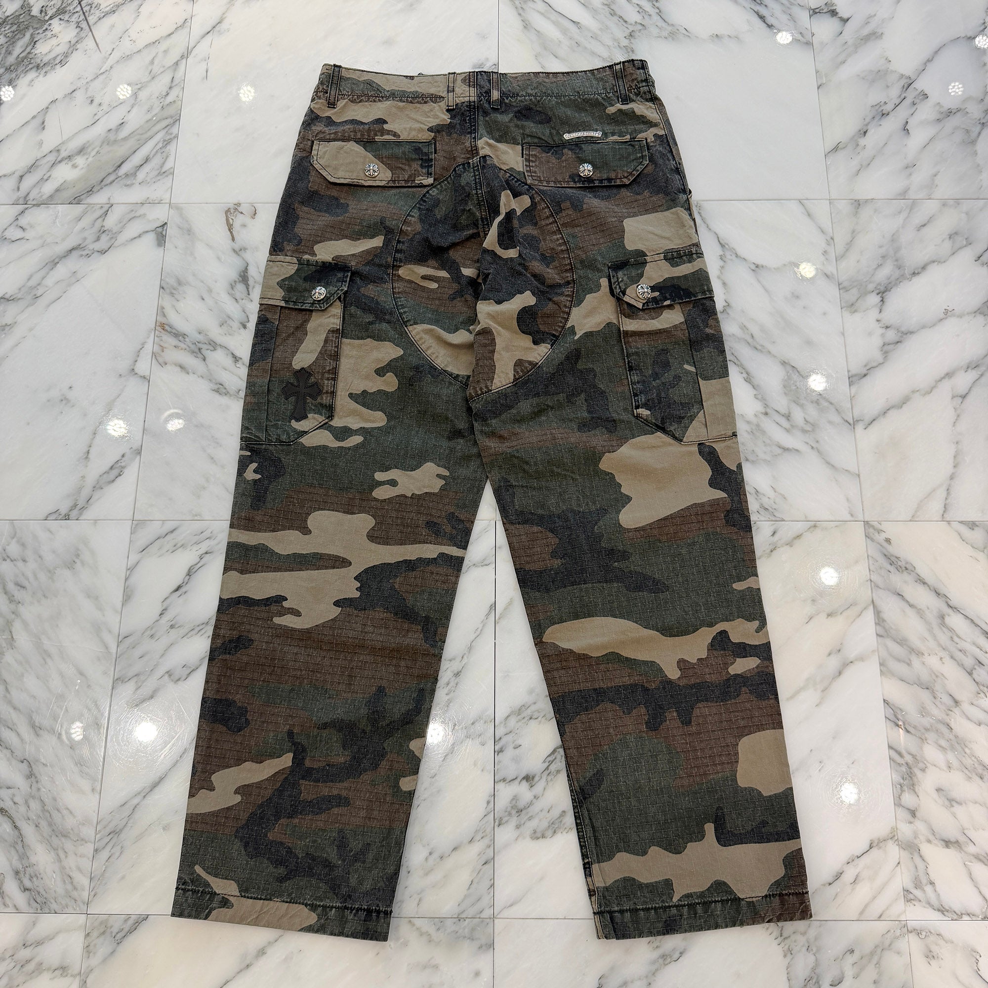 CHROME HEARTS Cross Ball Button Camo Cargo Pants Size 32 クロムハーツ クロスボールボタン カモ カーゴパンツ サイズ32
